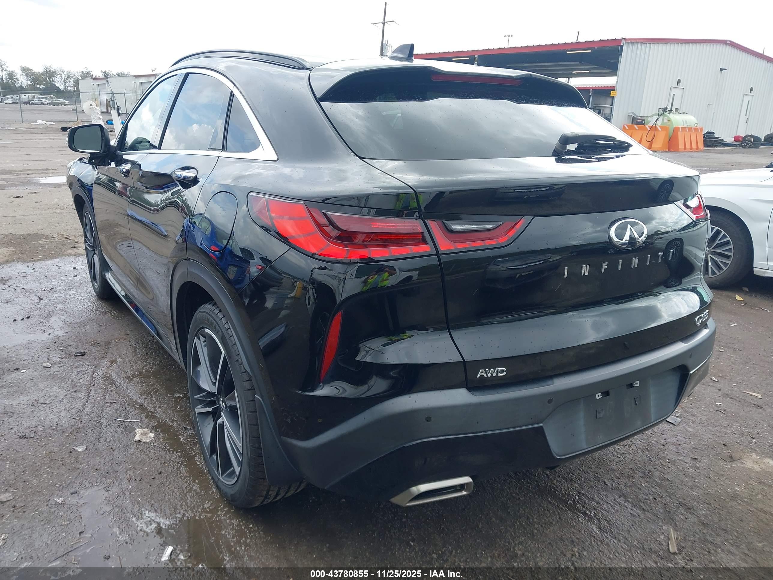 INFINITI QX55 image 3