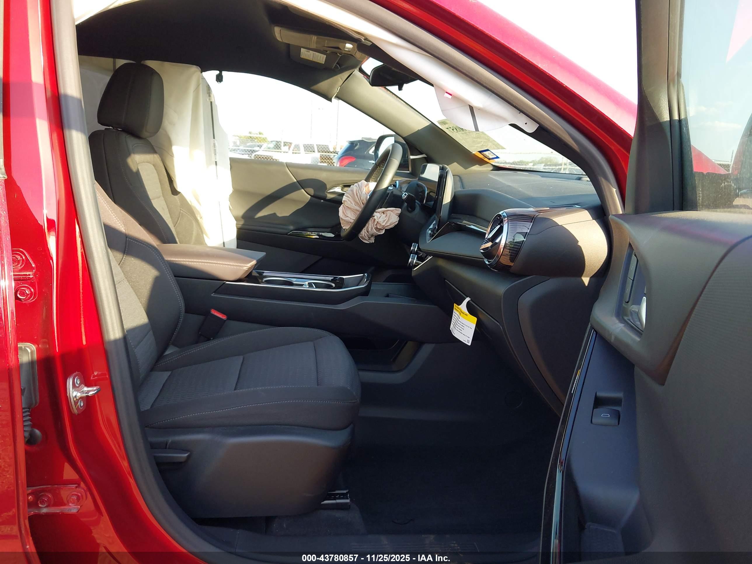 CHEVROLET EQUINOX image 5