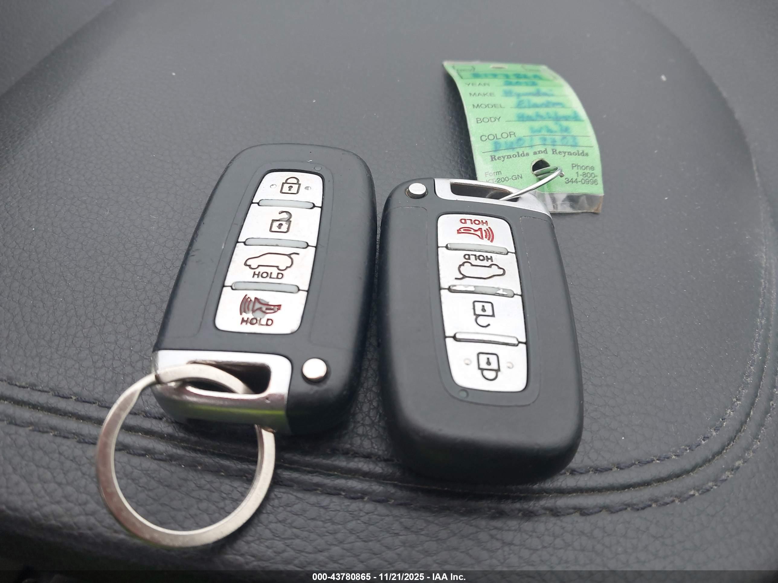 HYUNDAI ELANTRA image 11