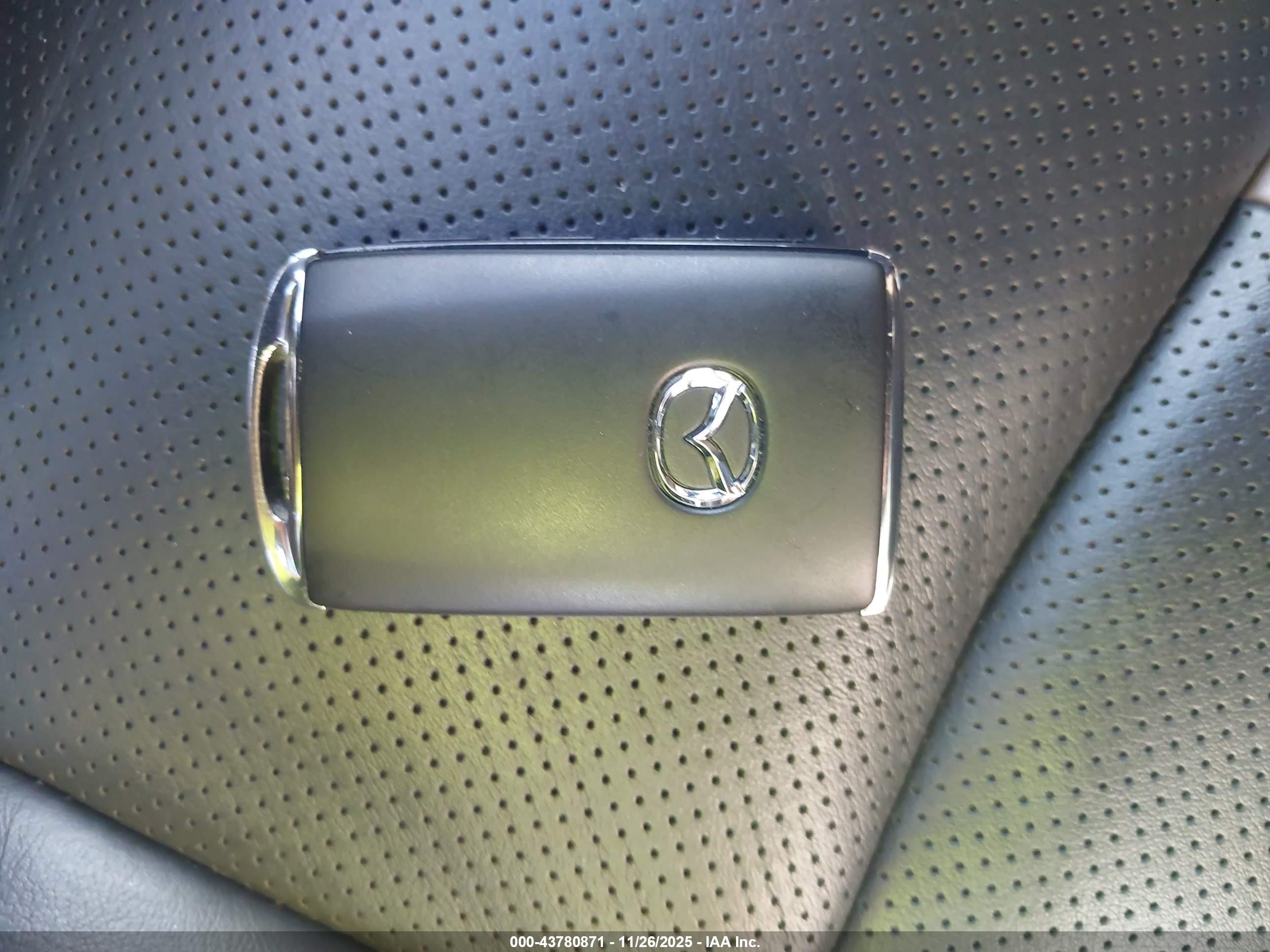 MAZDA CX-90 image 11