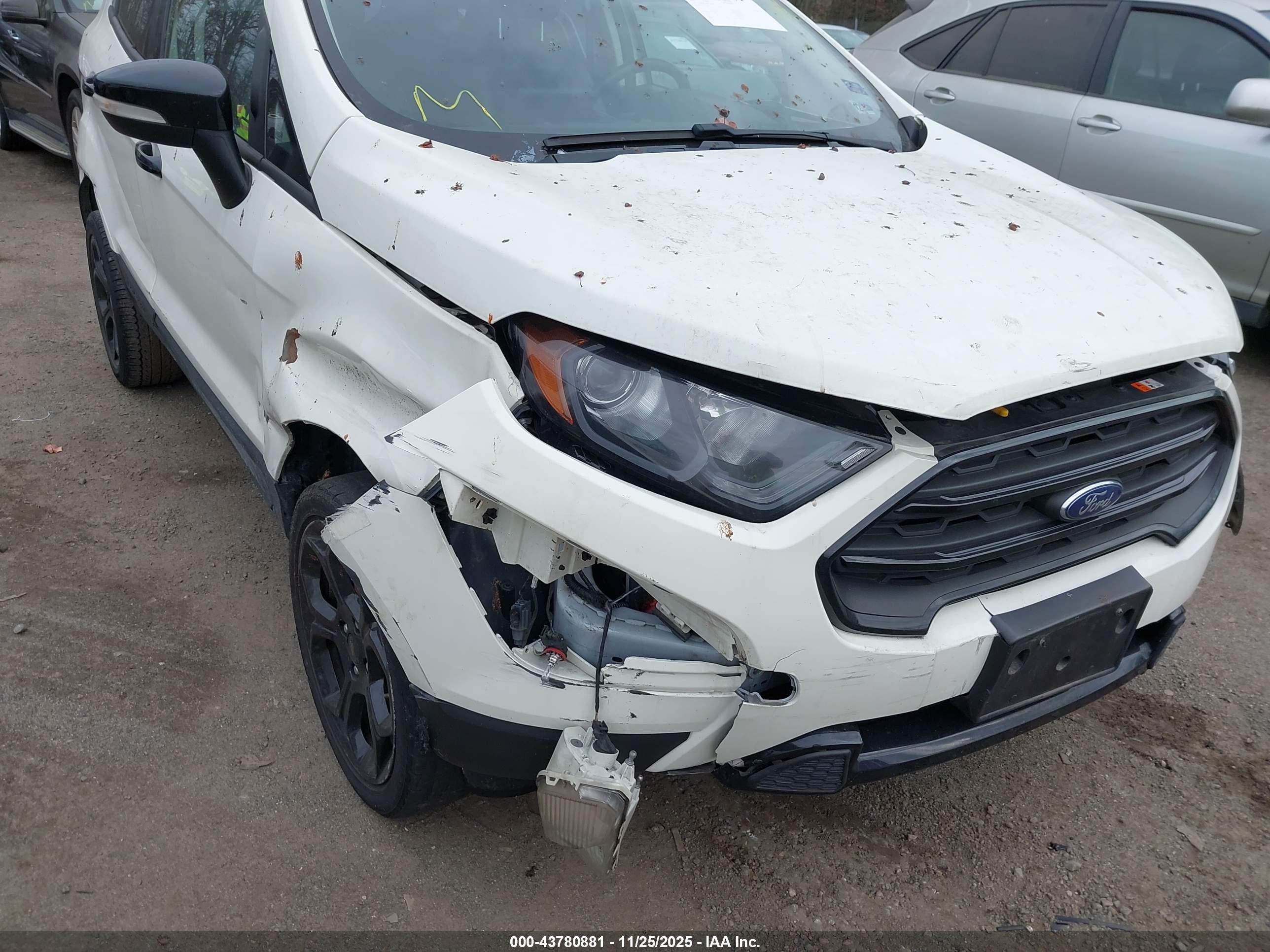 FORD ECOSPORT image 6
