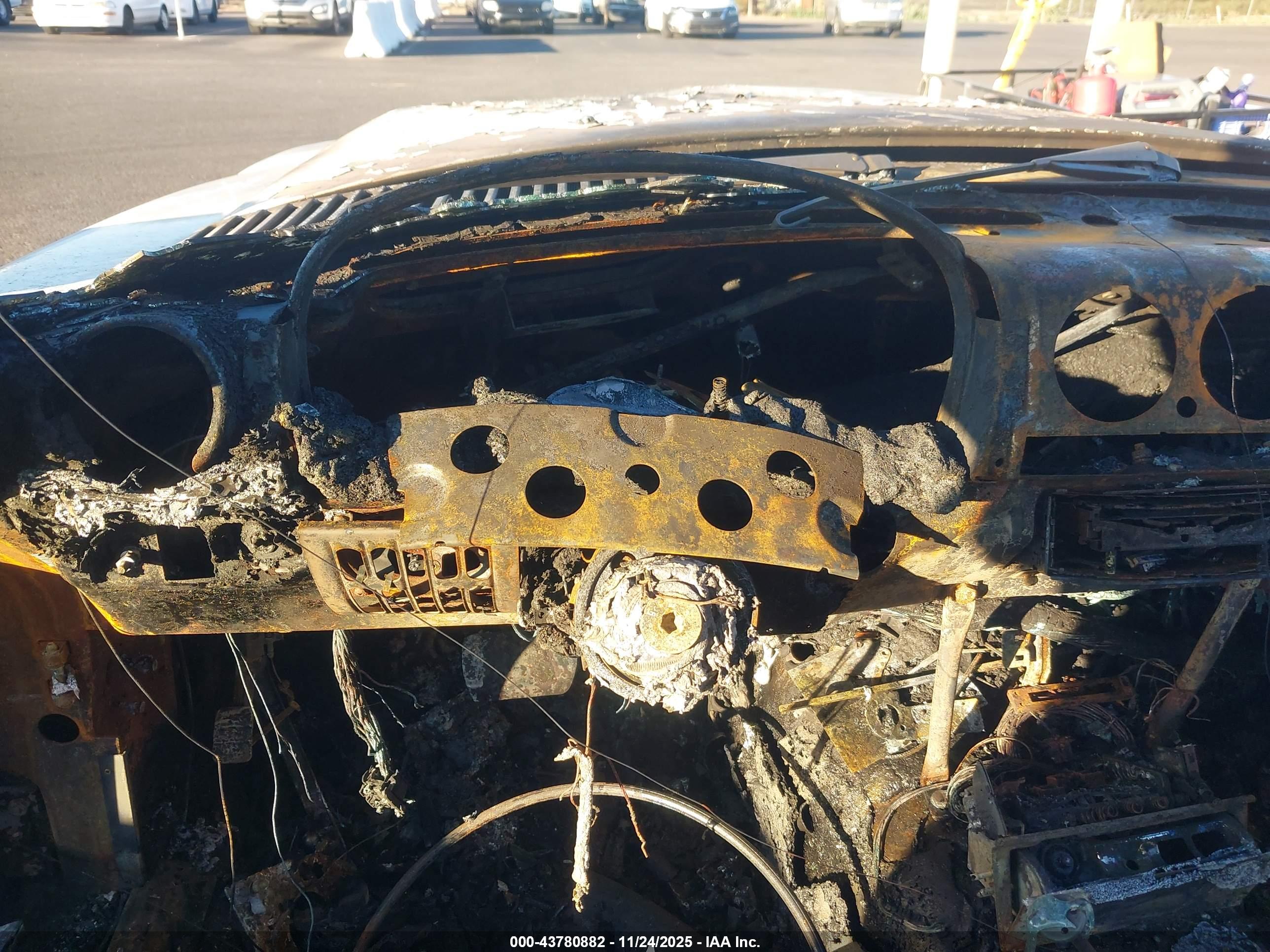MERCEDES BENZ image 7
