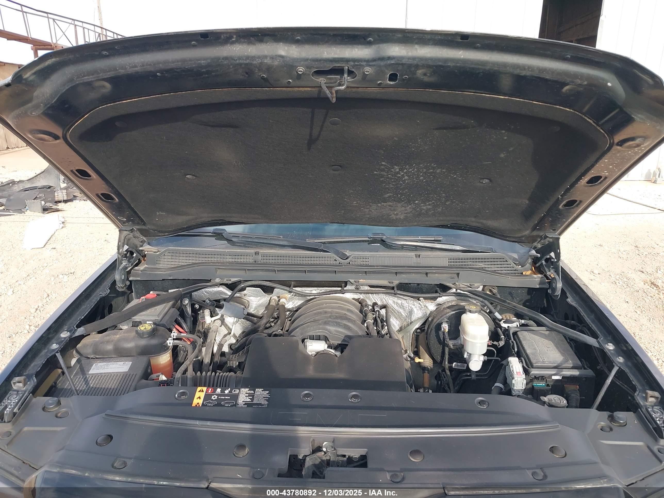 GMC SIERRA image 10