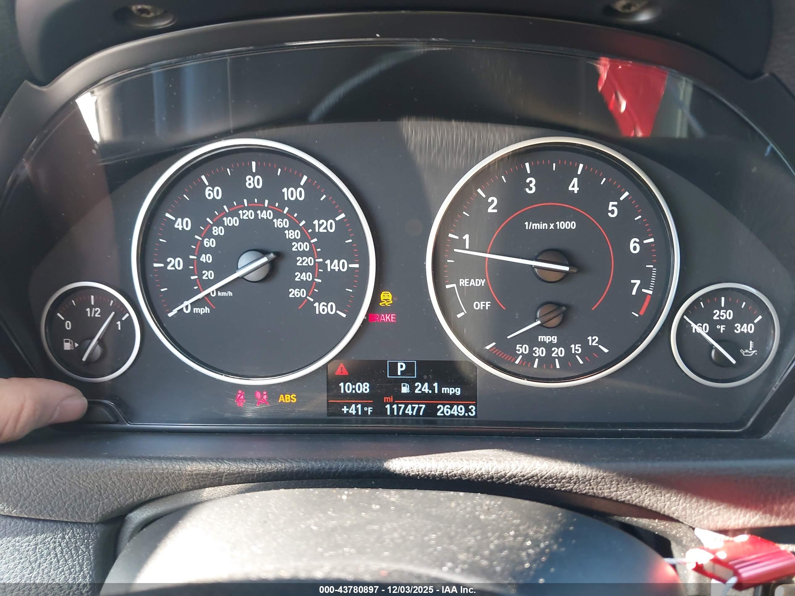 BMW 328I image 7