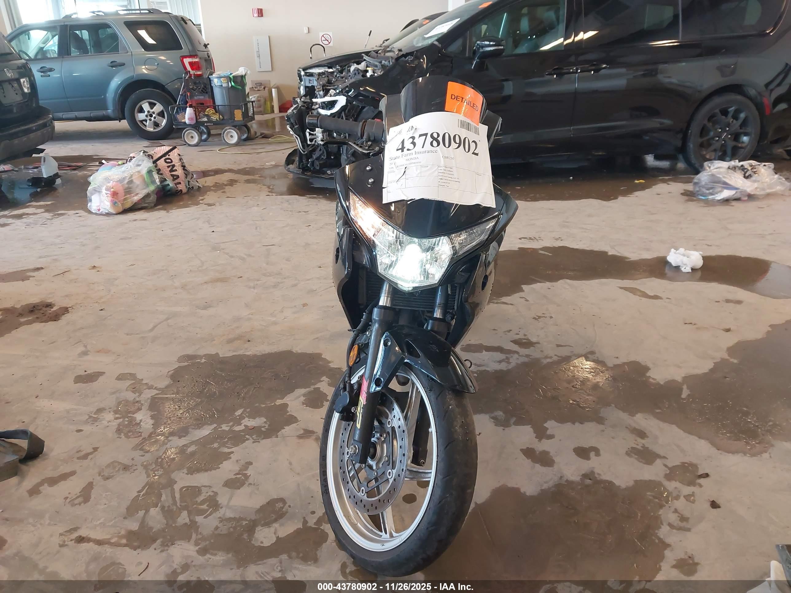 HONDA CBR250 image 5