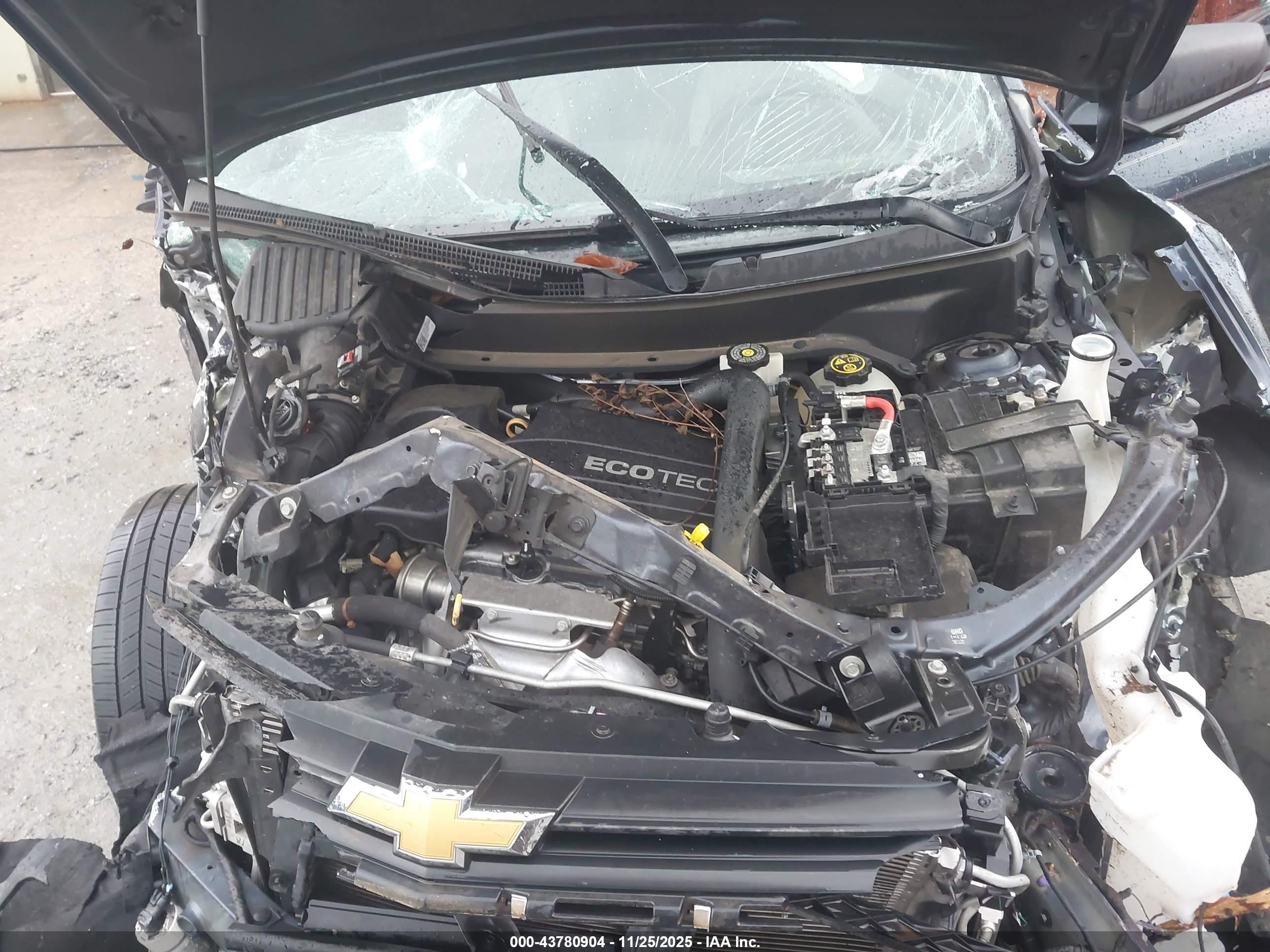 CHEVROLET EQUINOX image 10