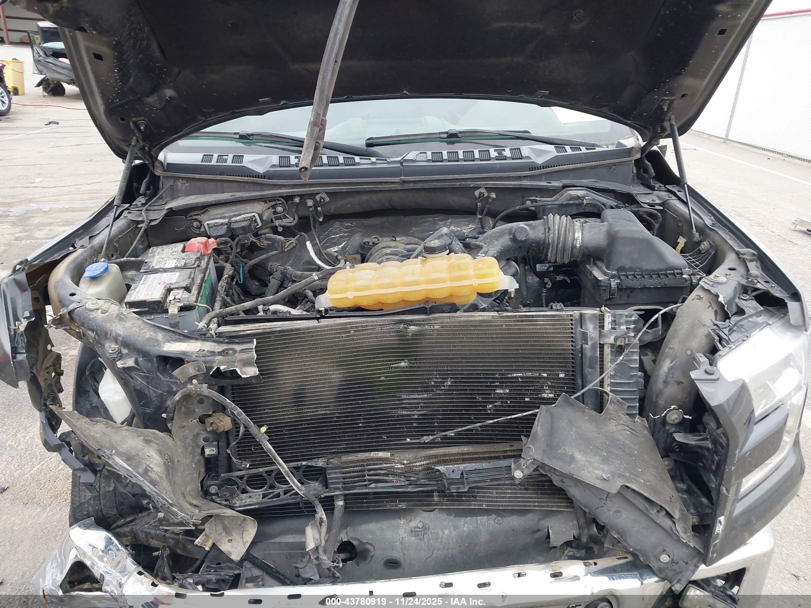 FORD F-150 image 10