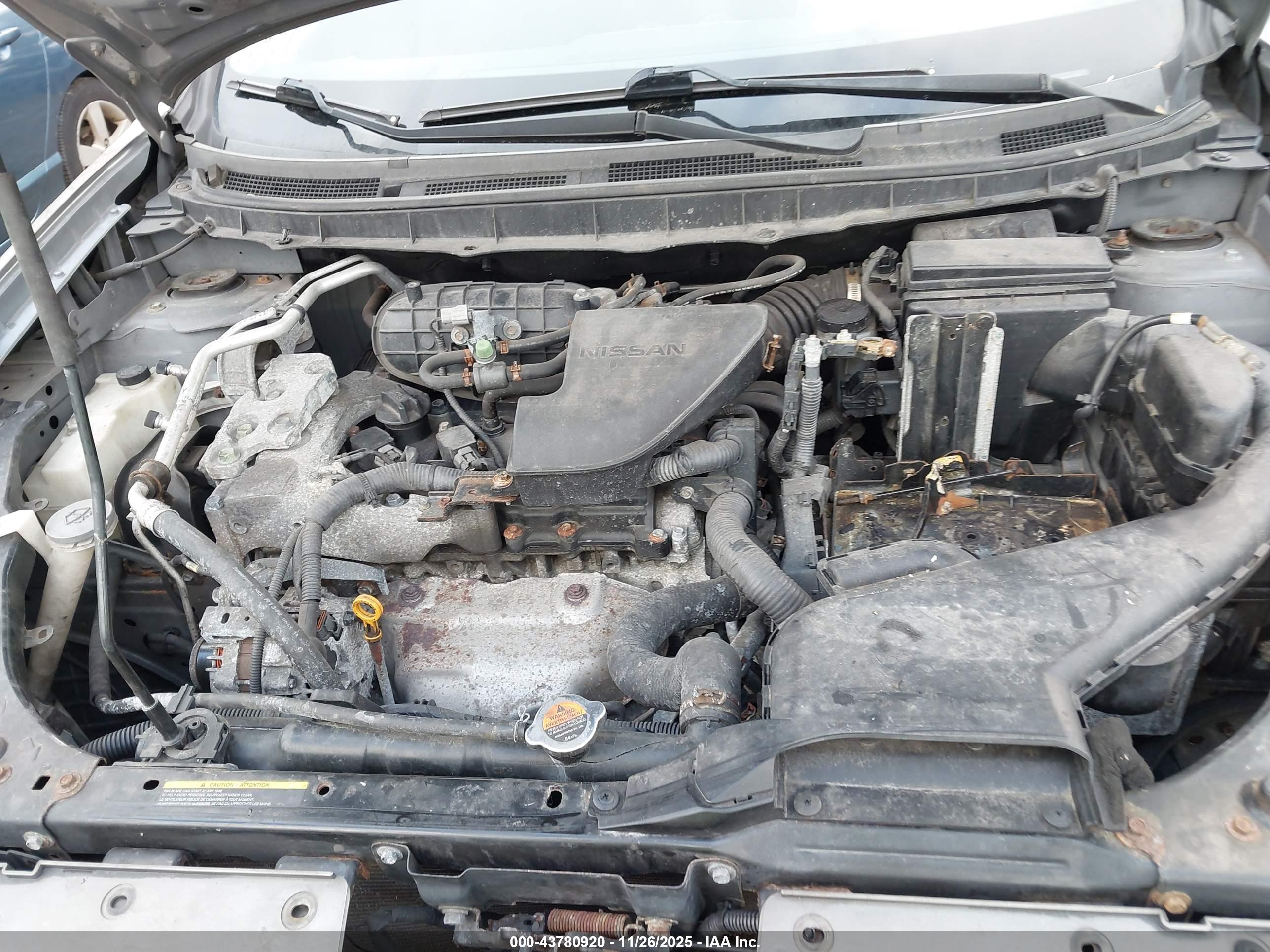 NISSAN ROGUE image 10