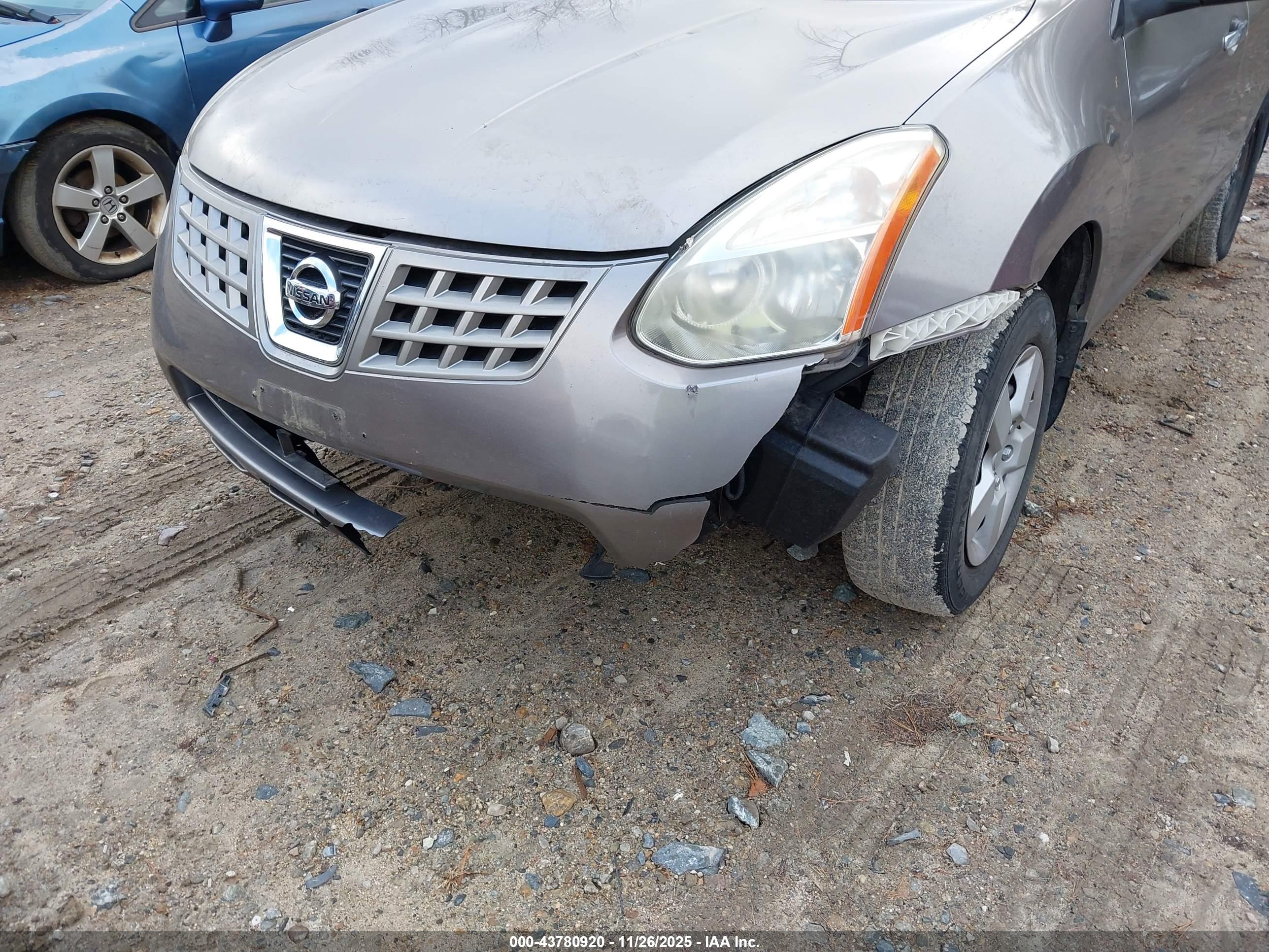 NISSAN ROGUE image 6
