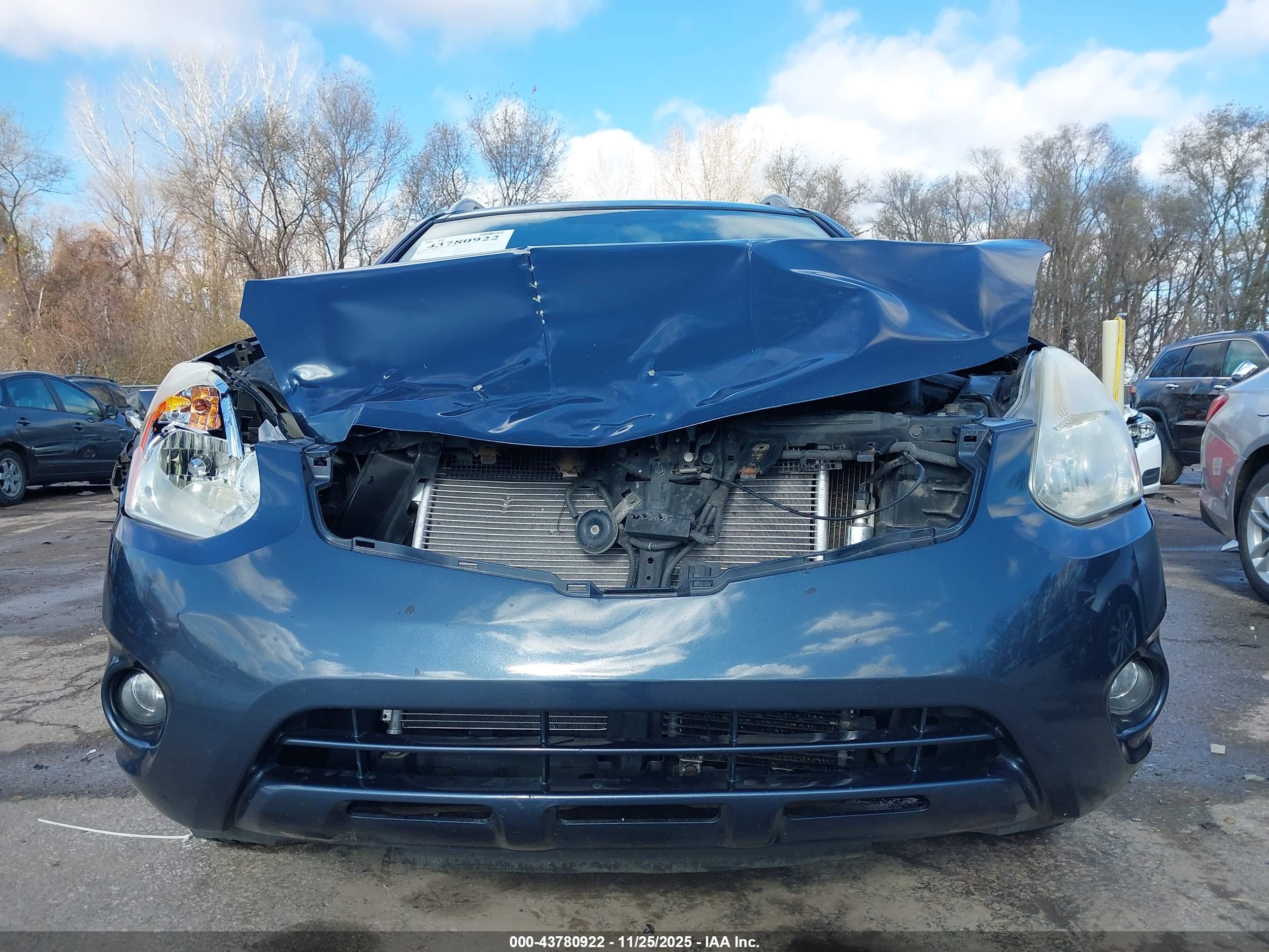 NISSAN ROGUE image 6