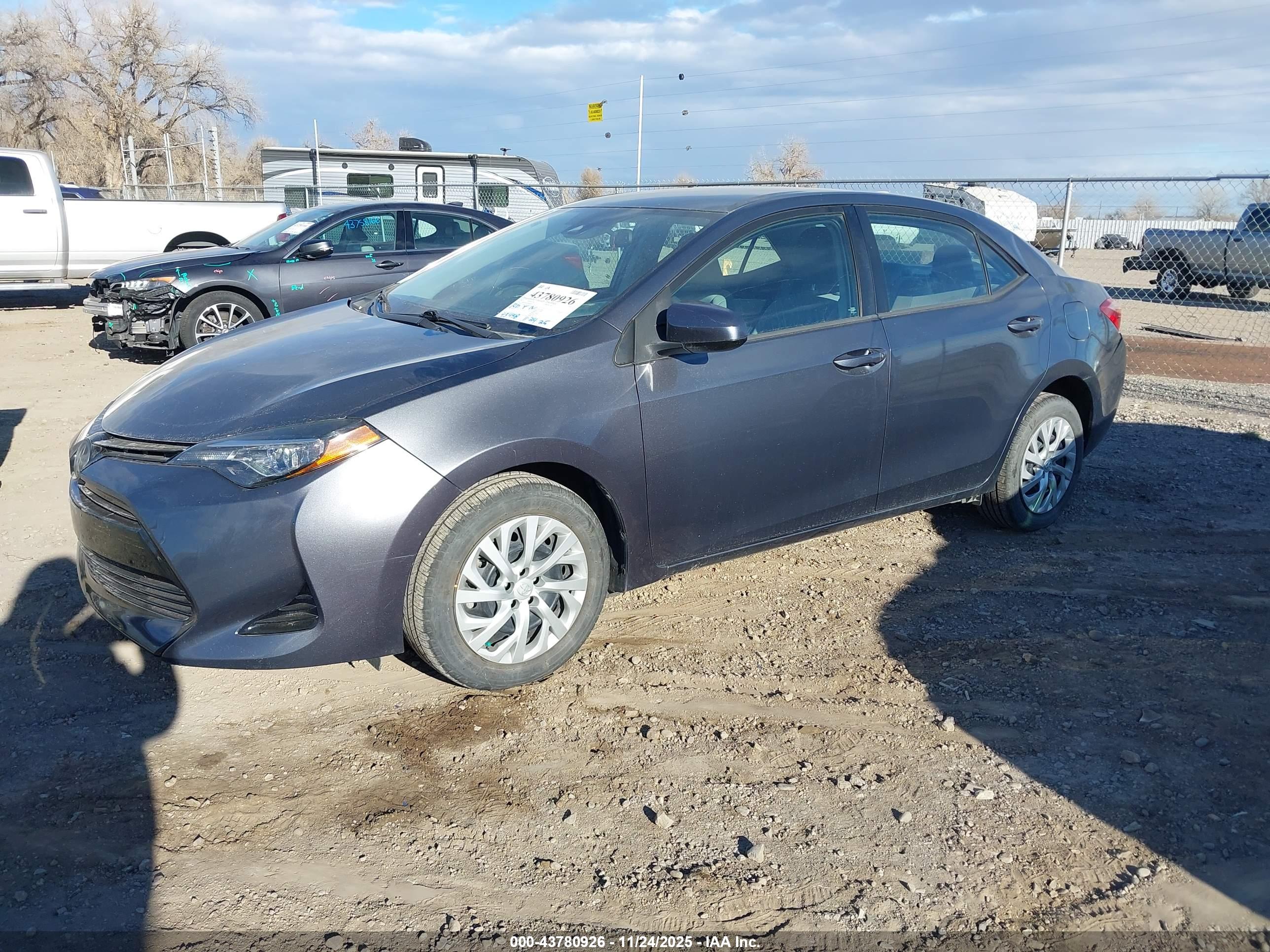 TOYOTA COROLLA image 2