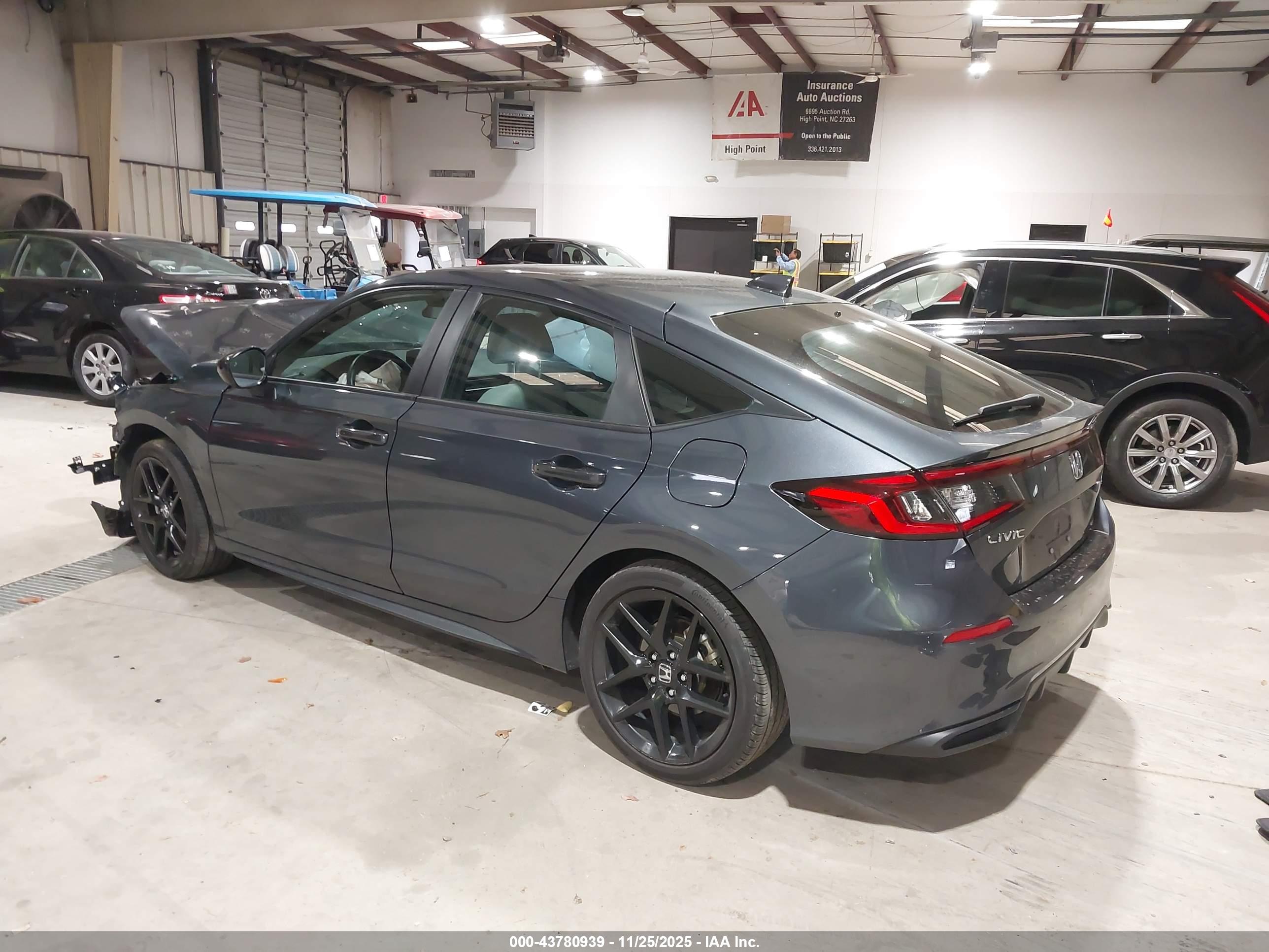 HONDA CIVIC image 3