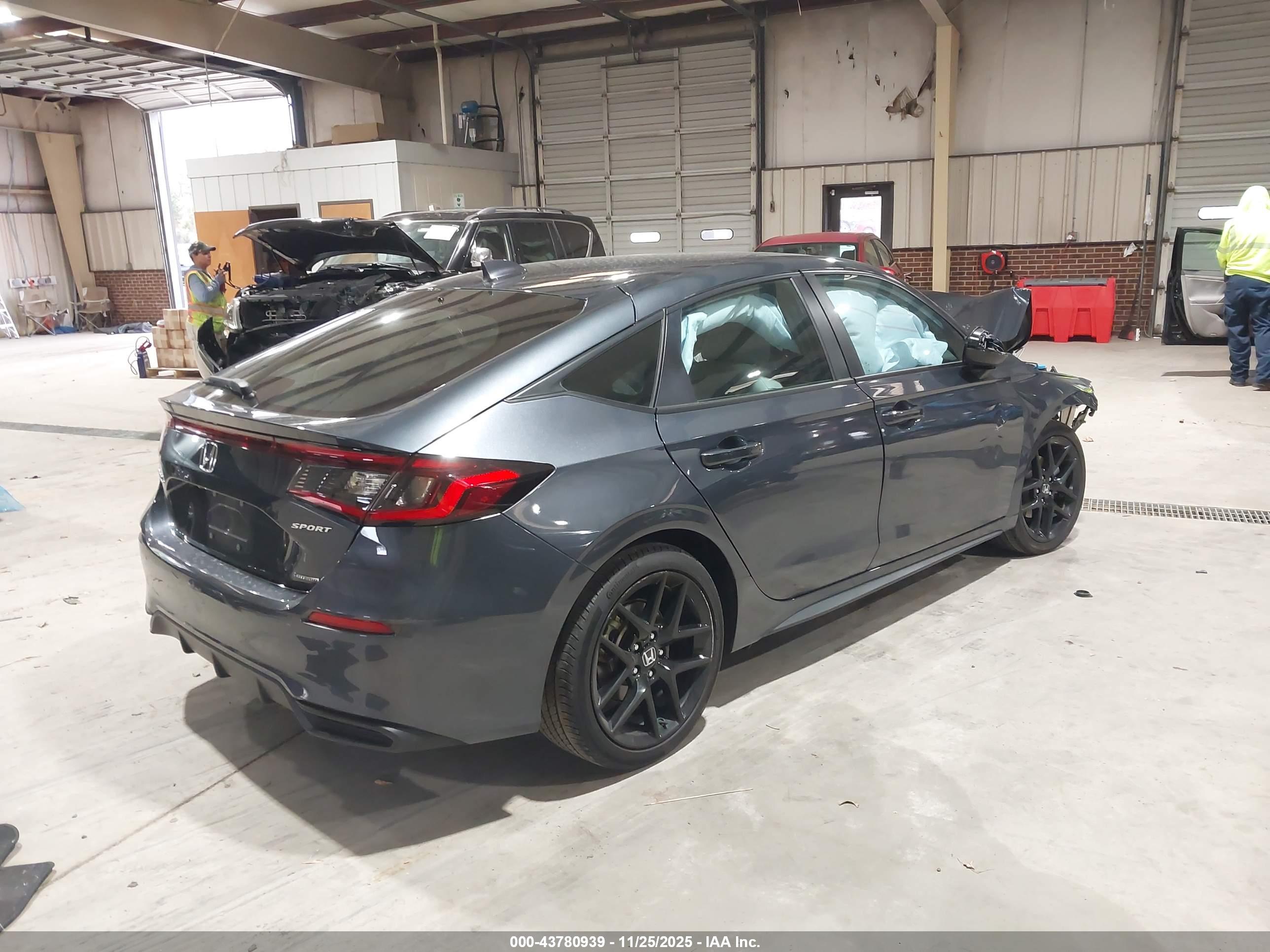 HONDA CIVIC image 4