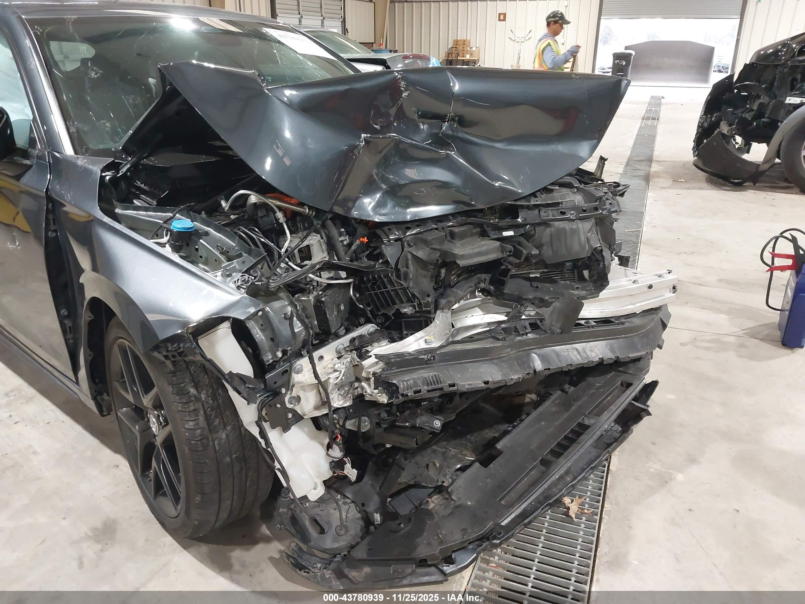 HONDA CIVIC image 6