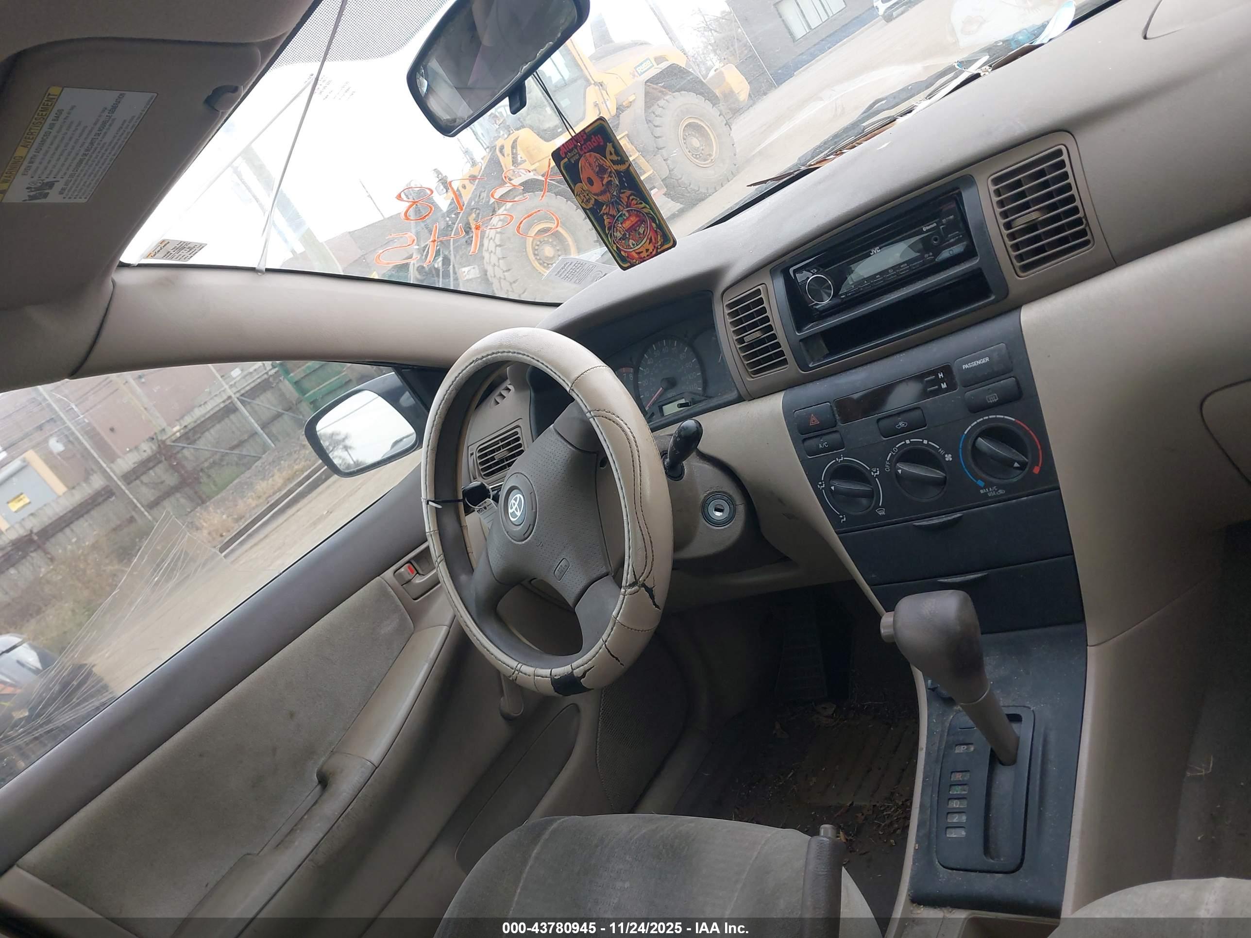 TOYOTA COROLLA image 5