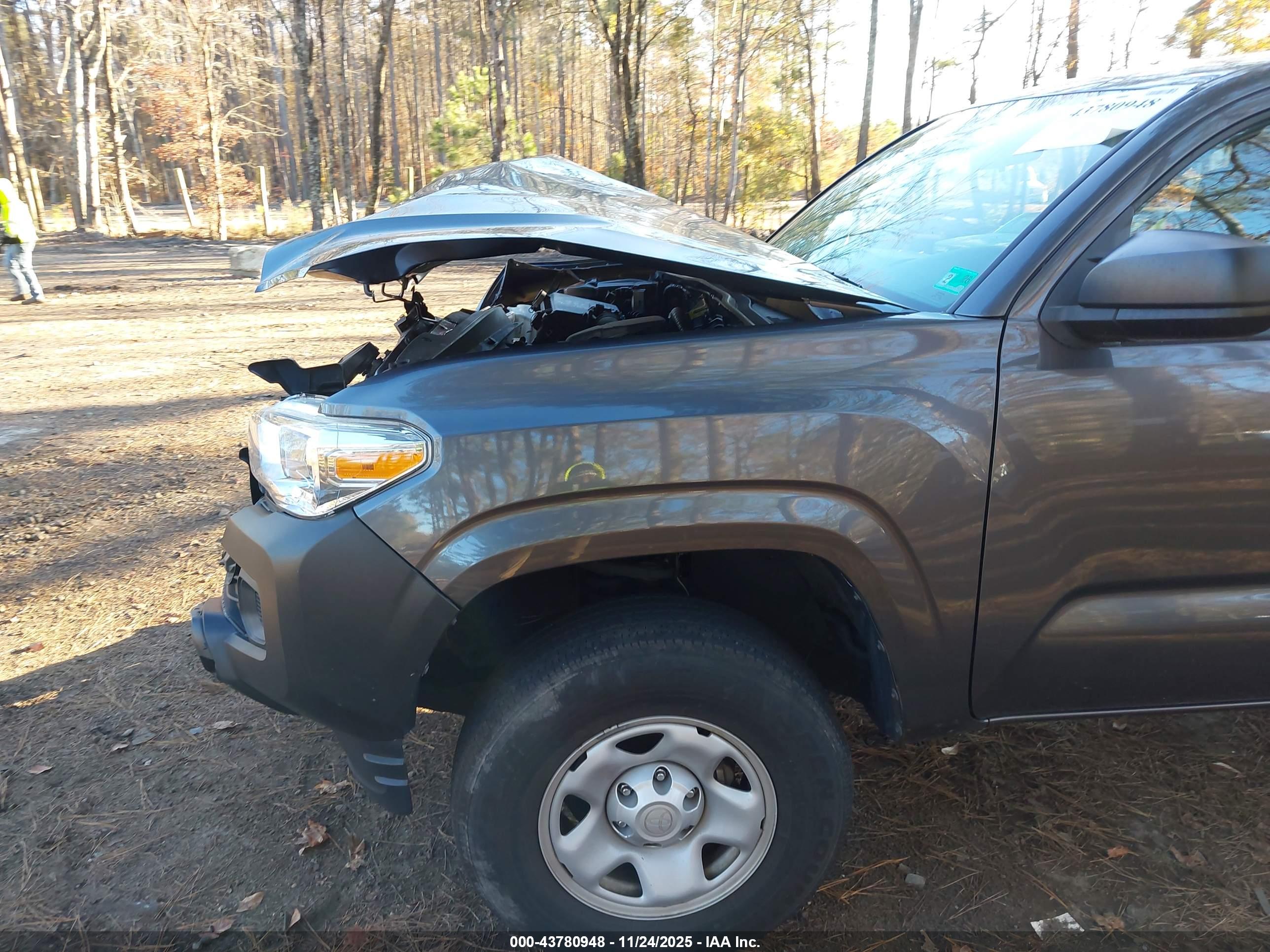 TOYOTA TACOMA image 6