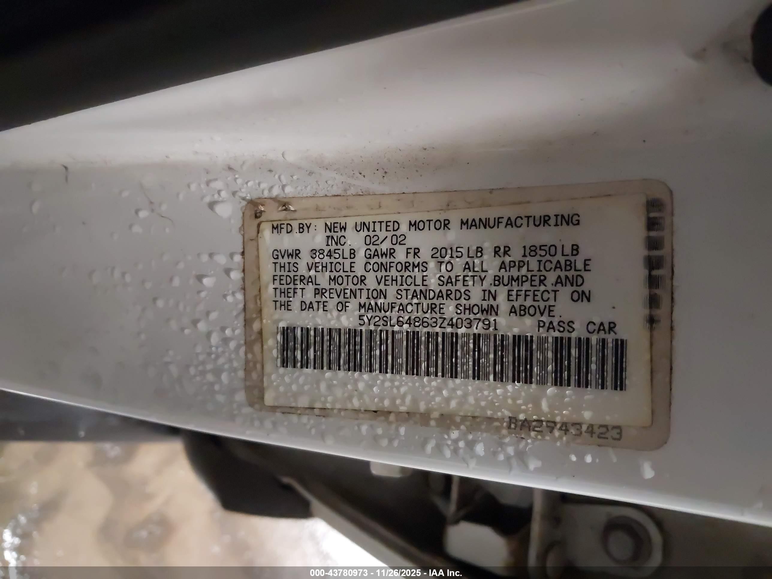 PONTIAC VIBE image 9
