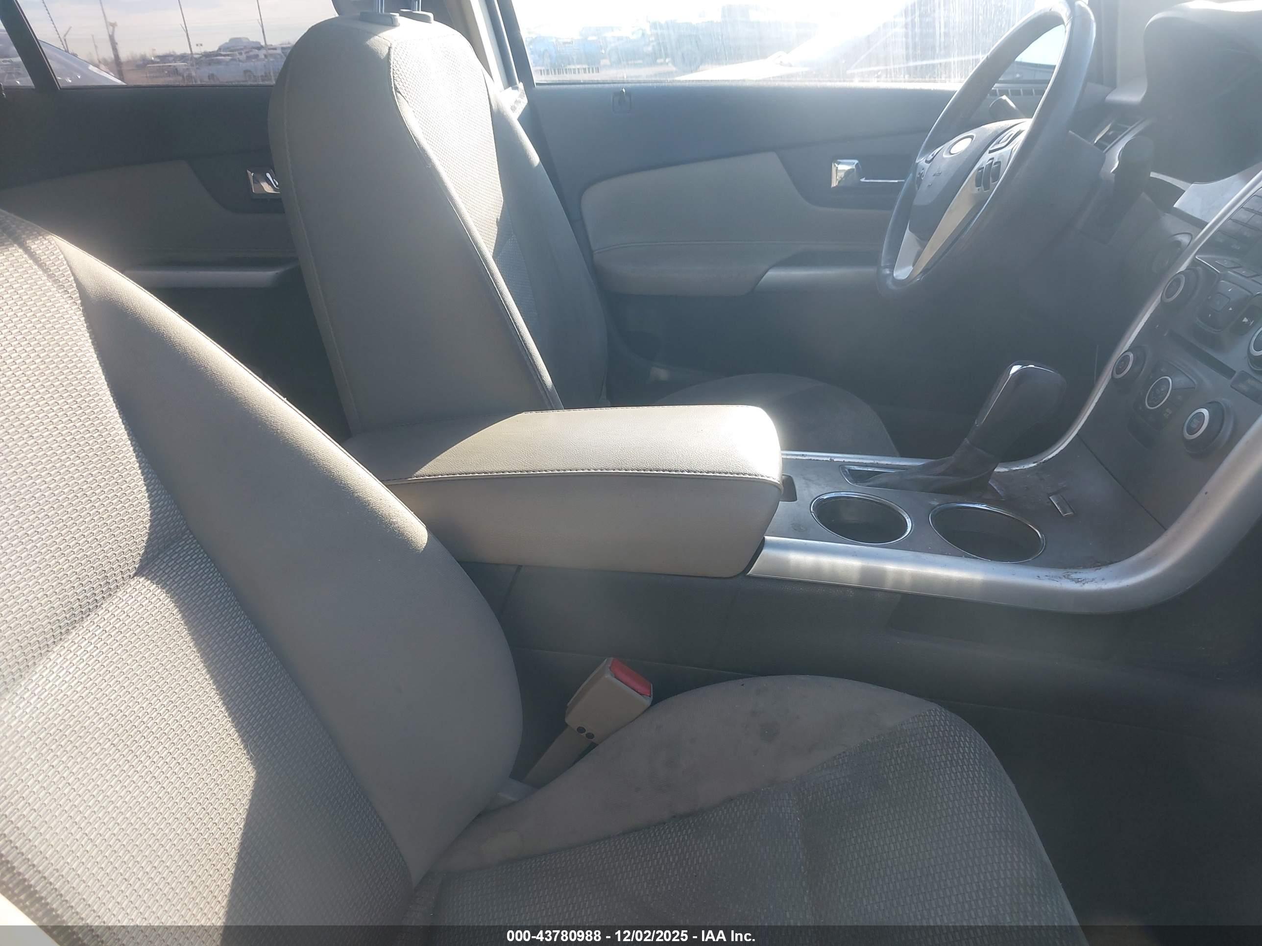 FORD EDGE image 5