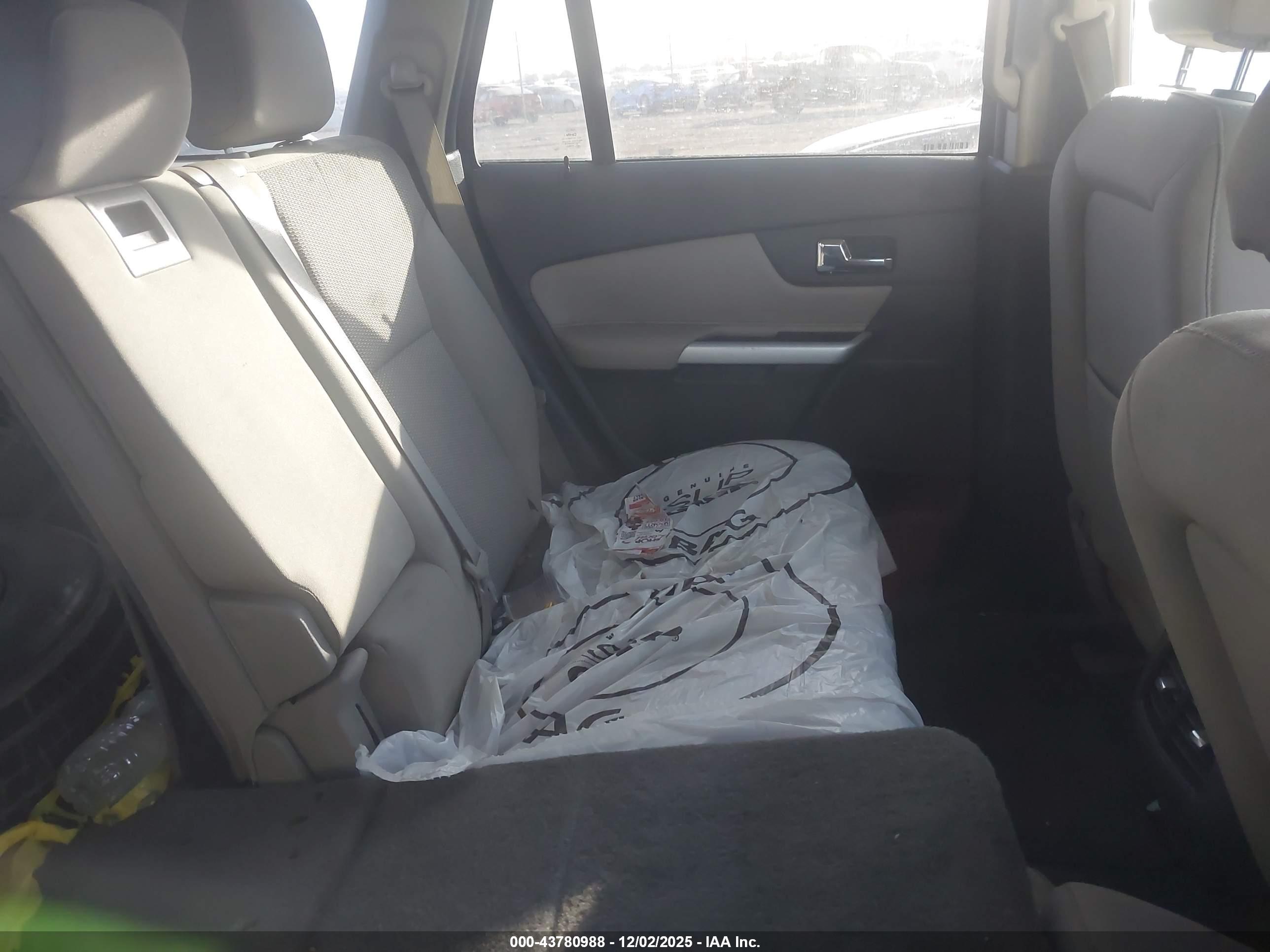 FORD EDGE image 8