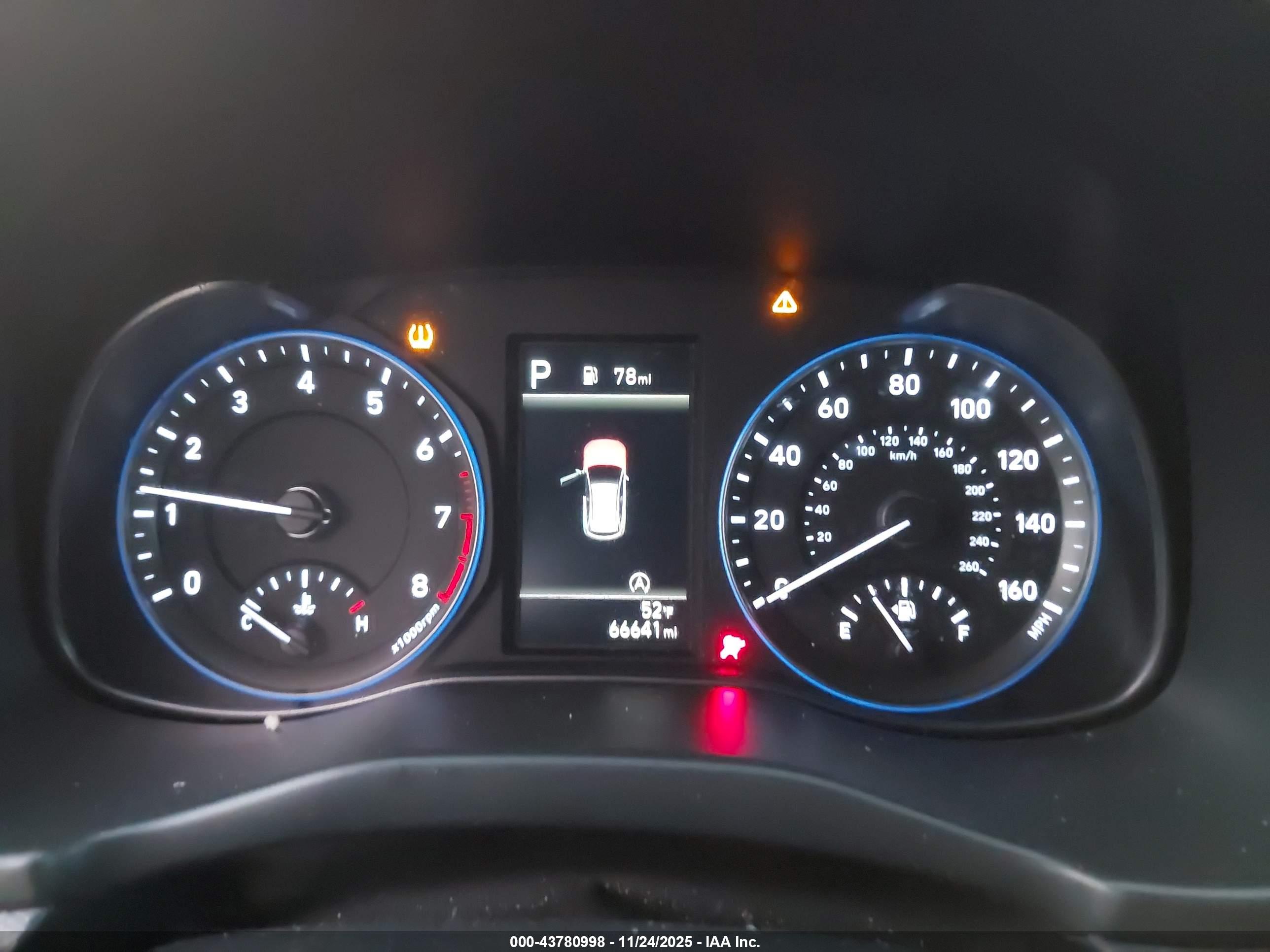 HYUNDAI KONA image 7