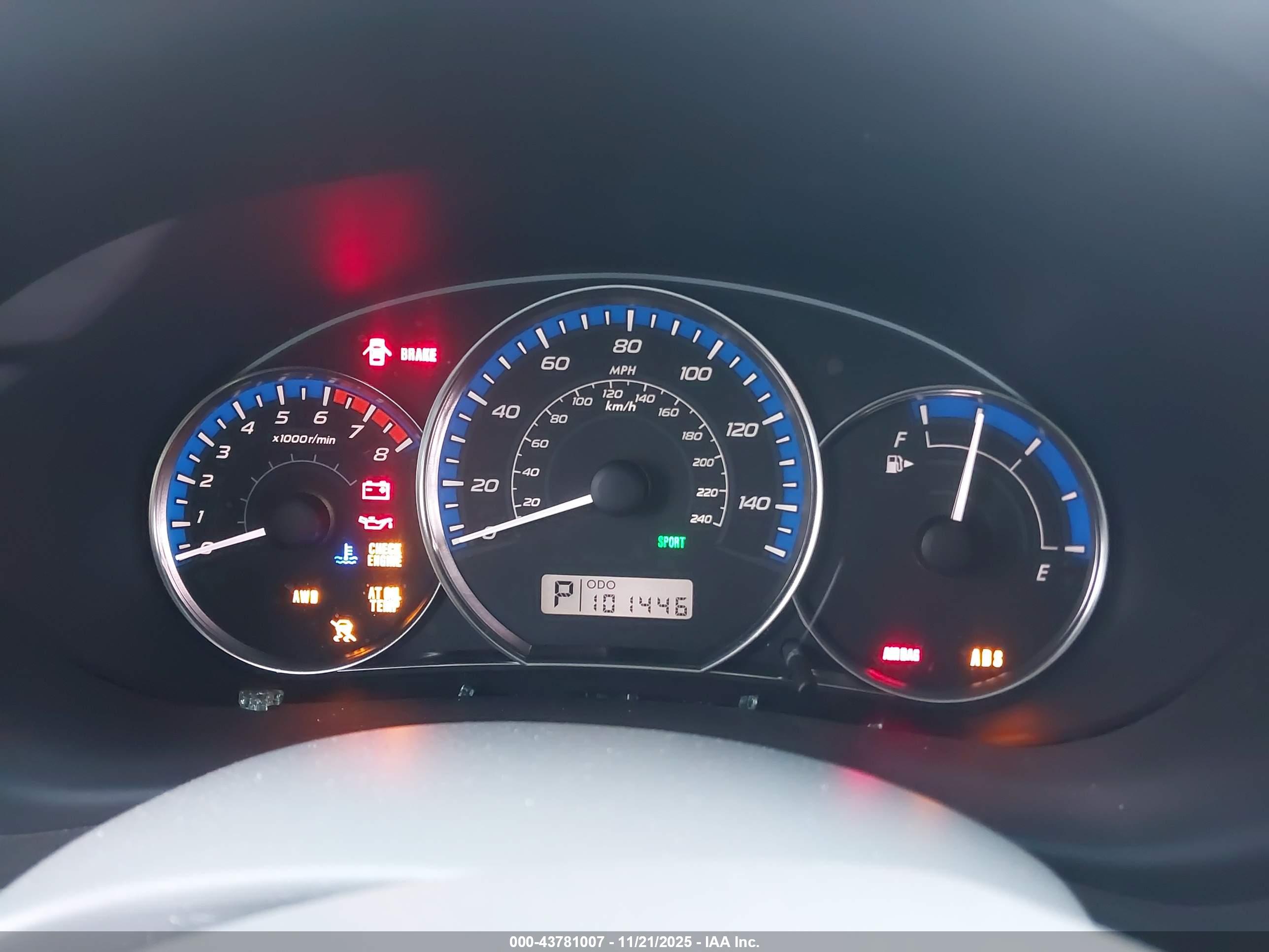 SUBARU FORESTER image 7