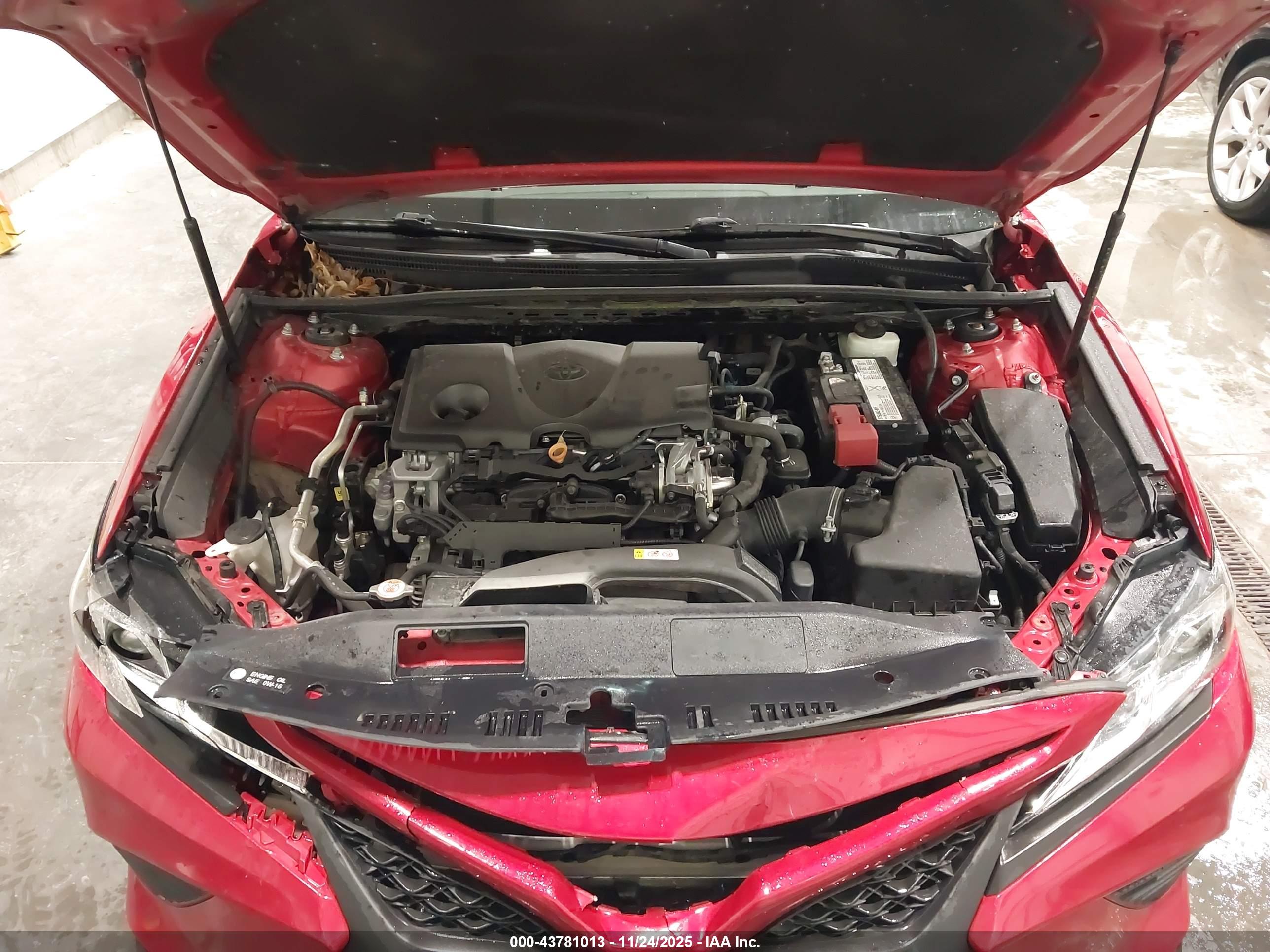 TOYOTA CAMRY image 10