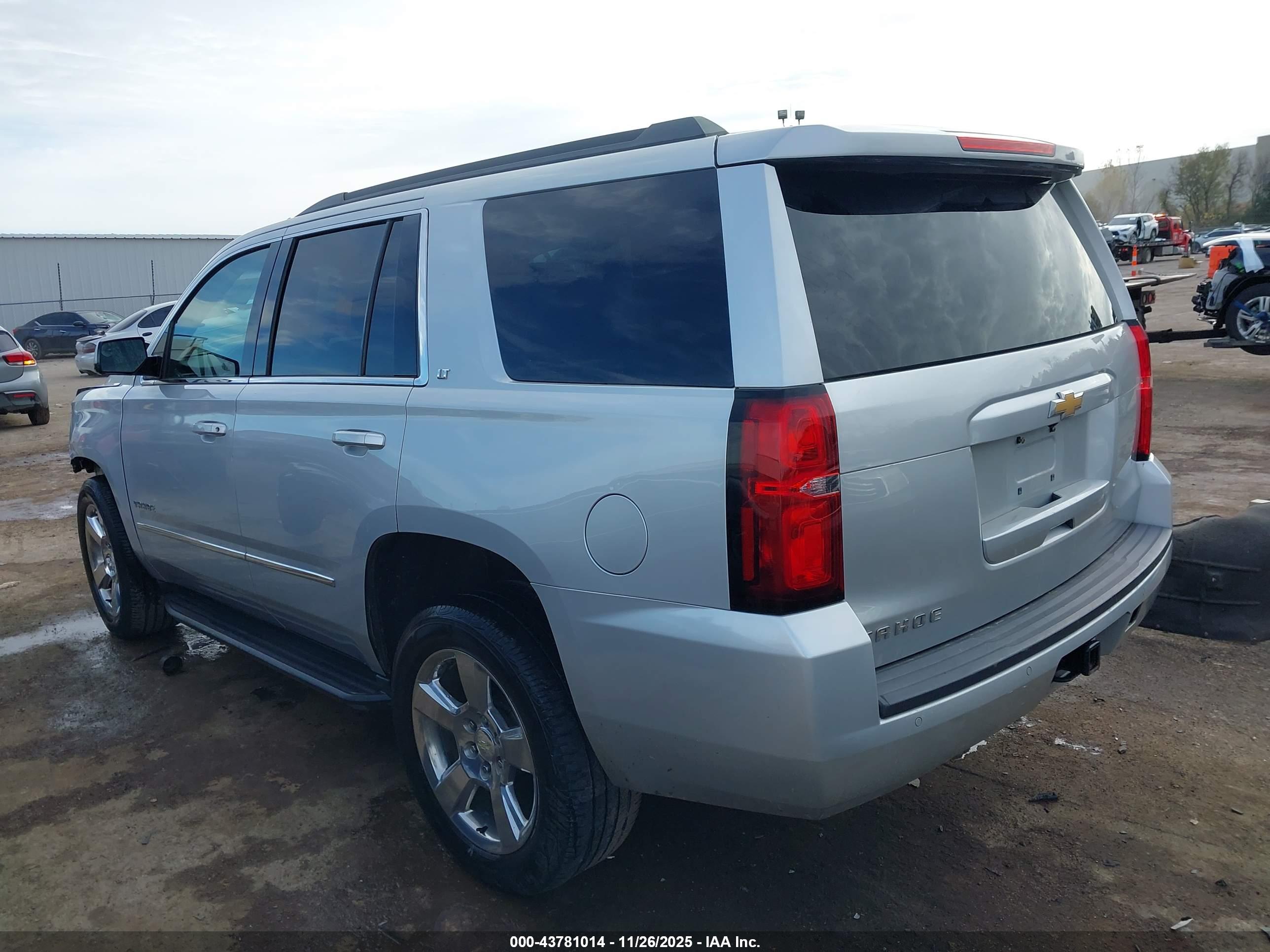 CHEVROLET TAHOE image 3
