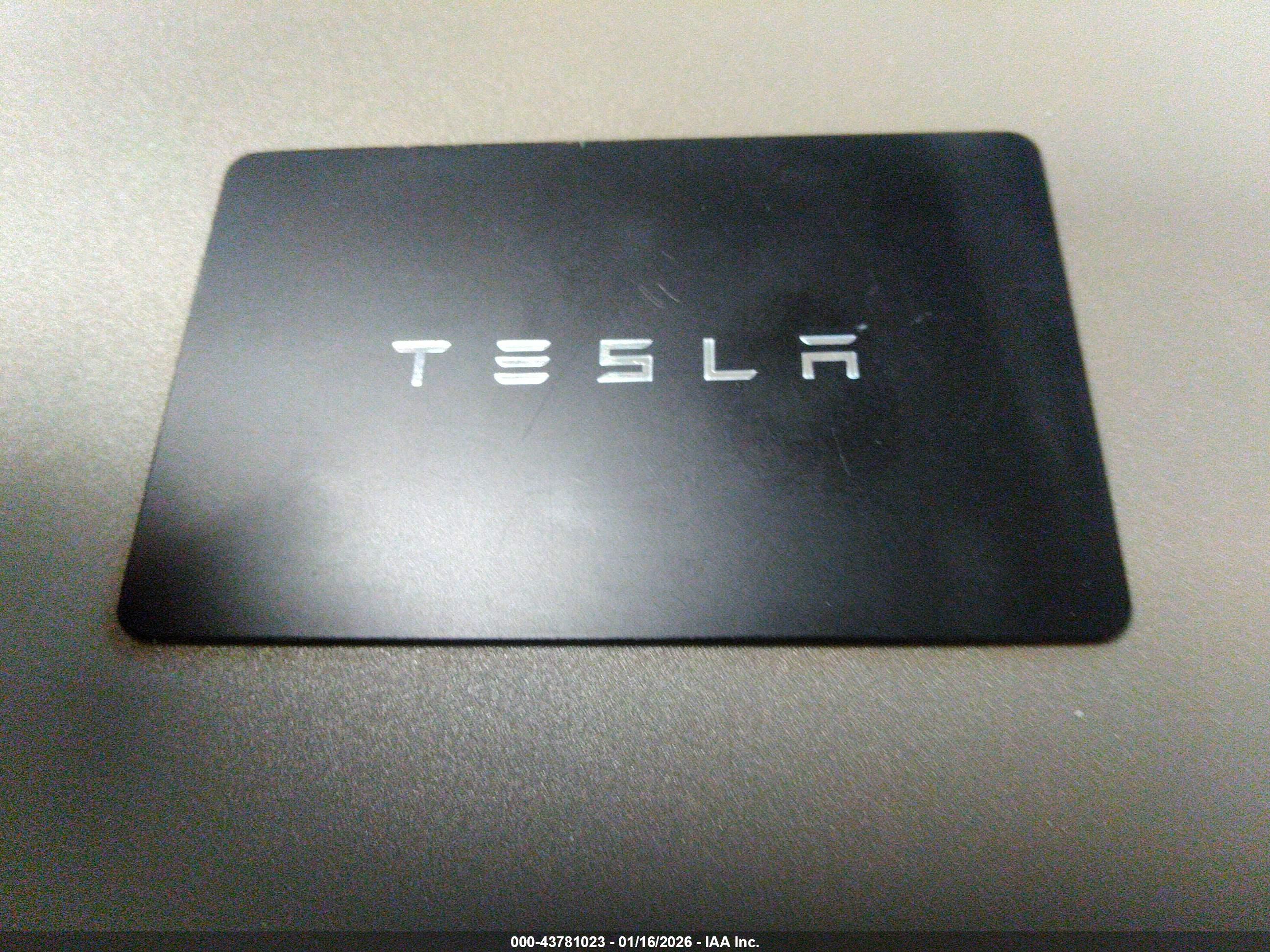 TESLA MODEL image 11