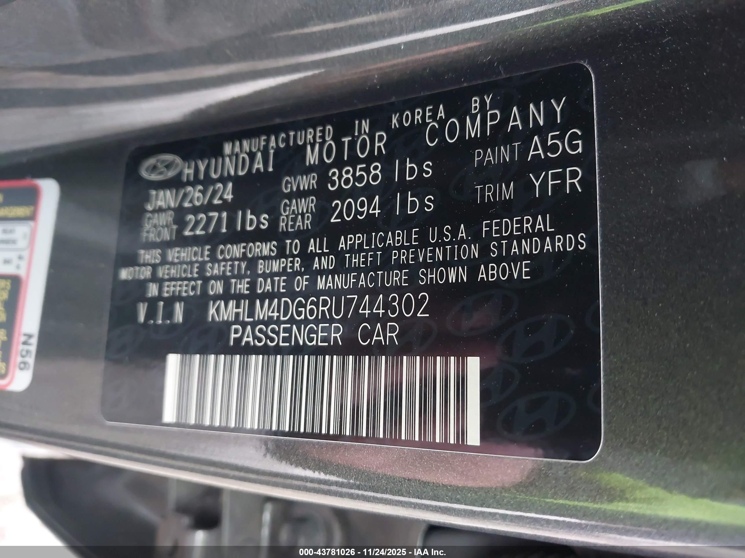 HYUNDAI ELANTRA image 9