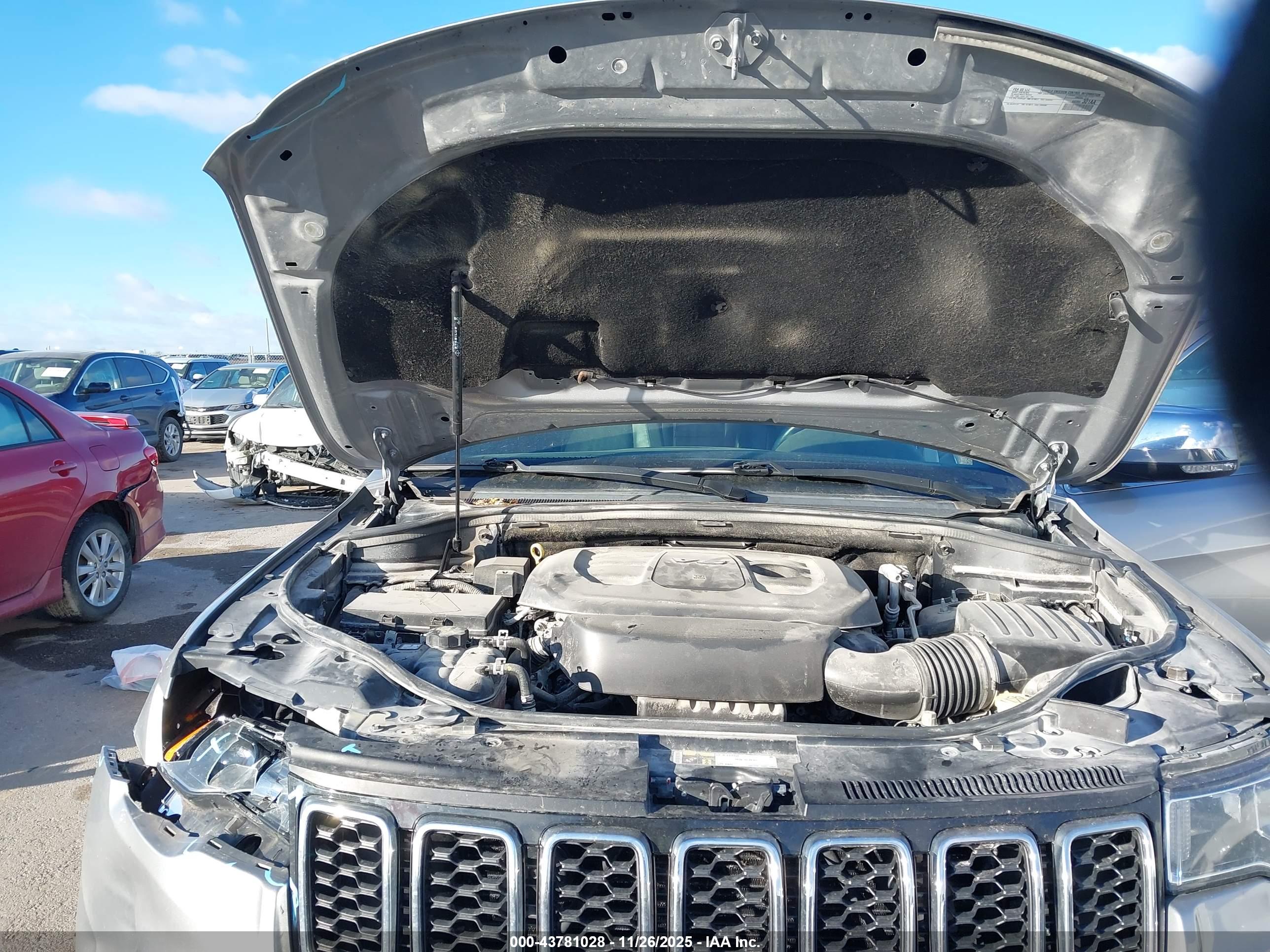 JEEP GRAND image 10