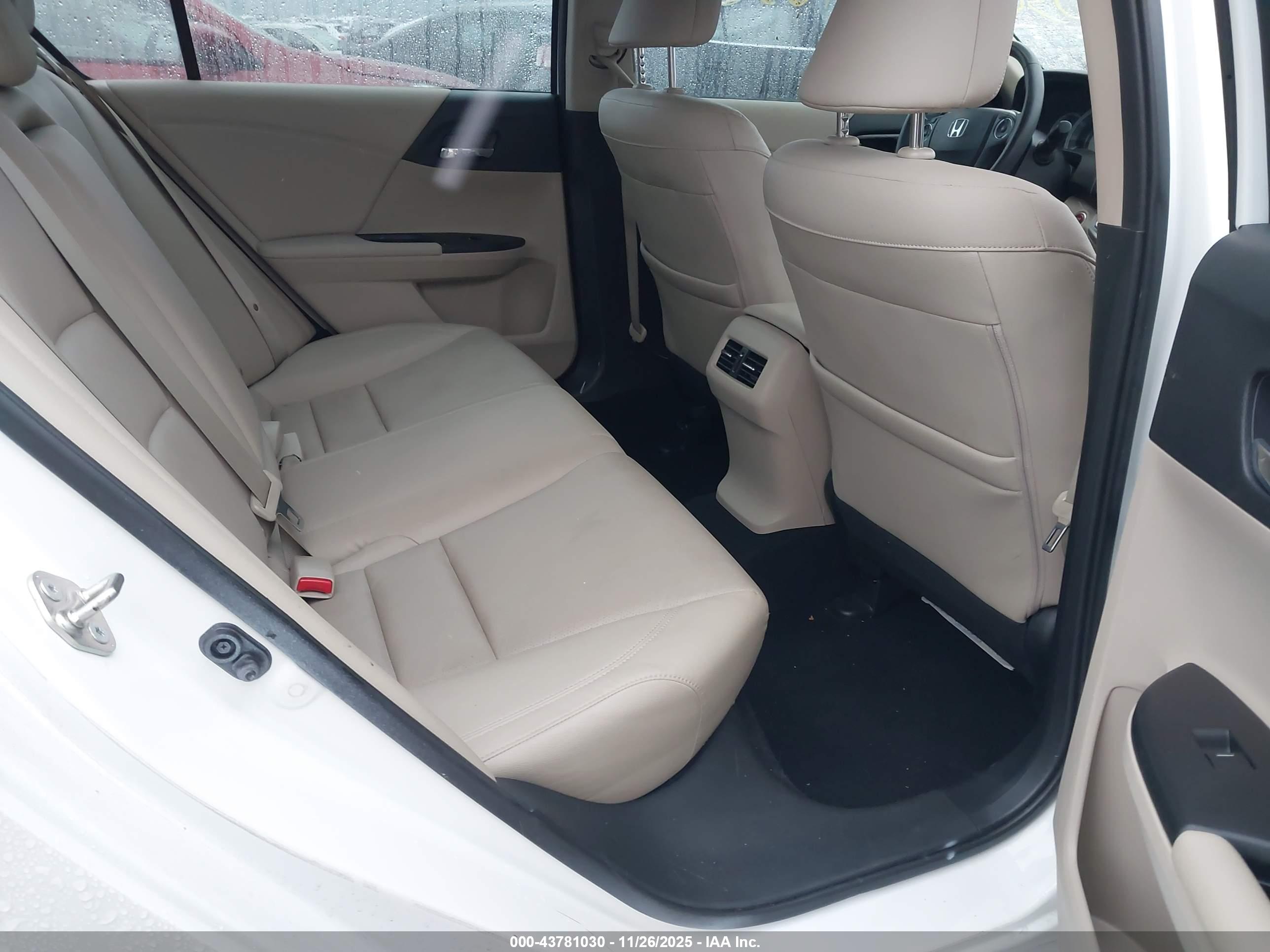 HONDA ACCORD image 8