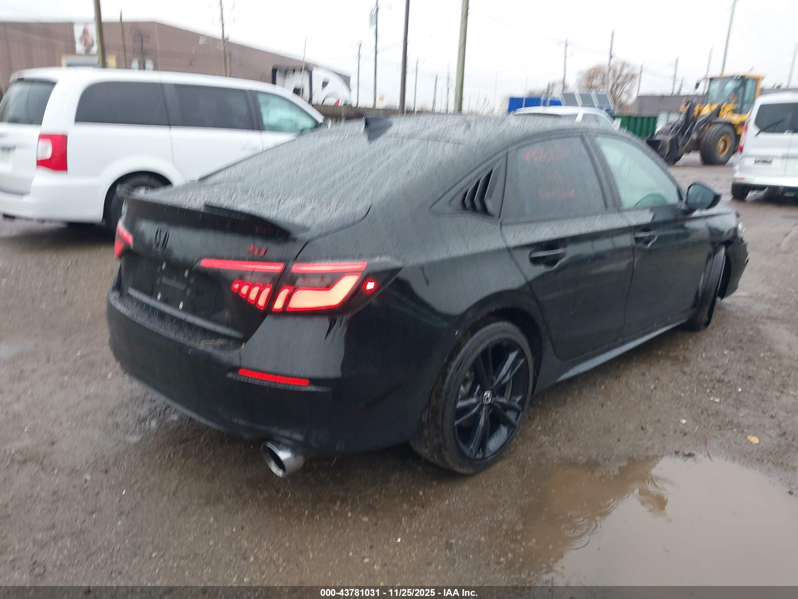 HONDA CIVIC image 4