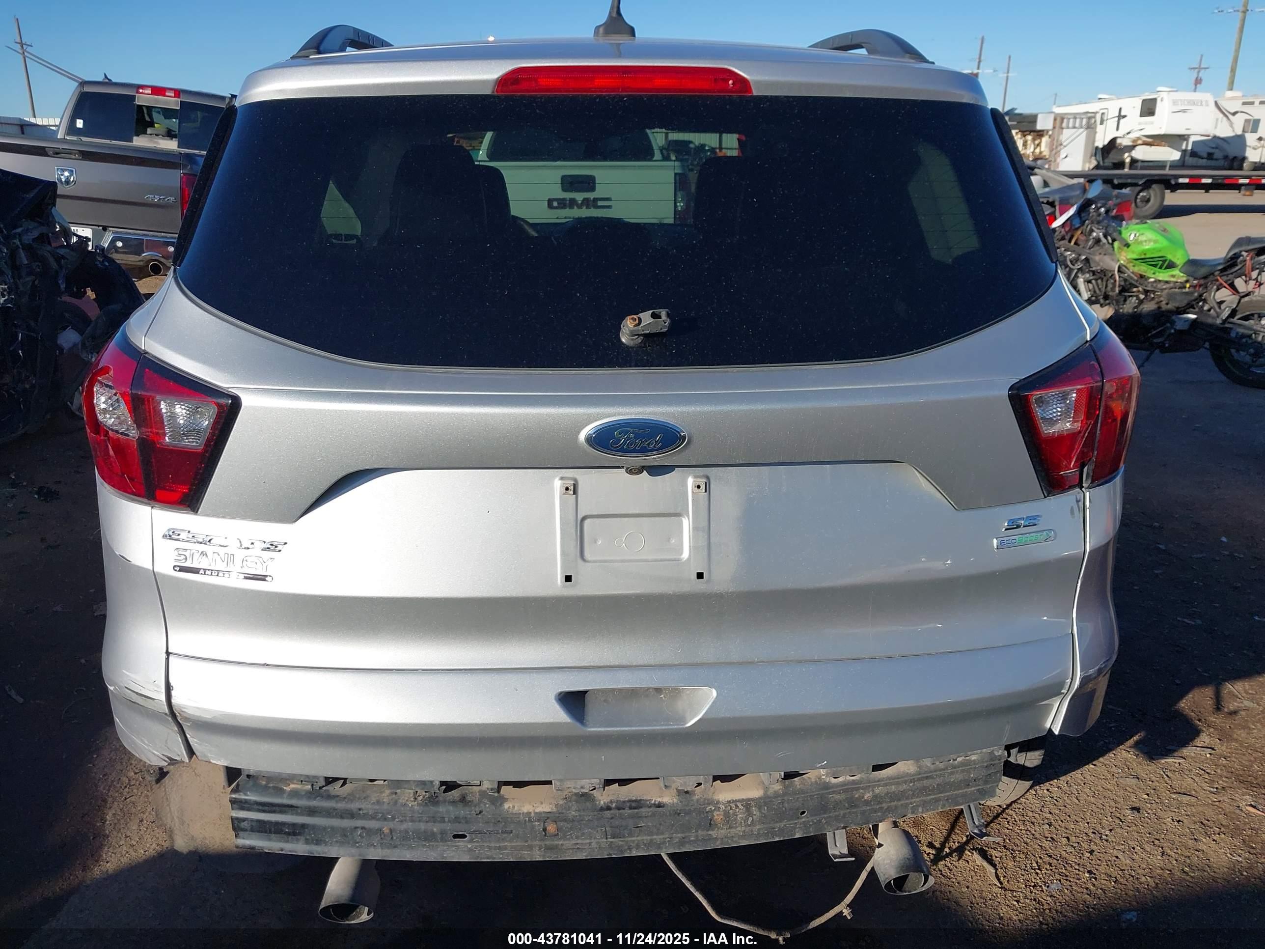 FORD ESCAPE image 6