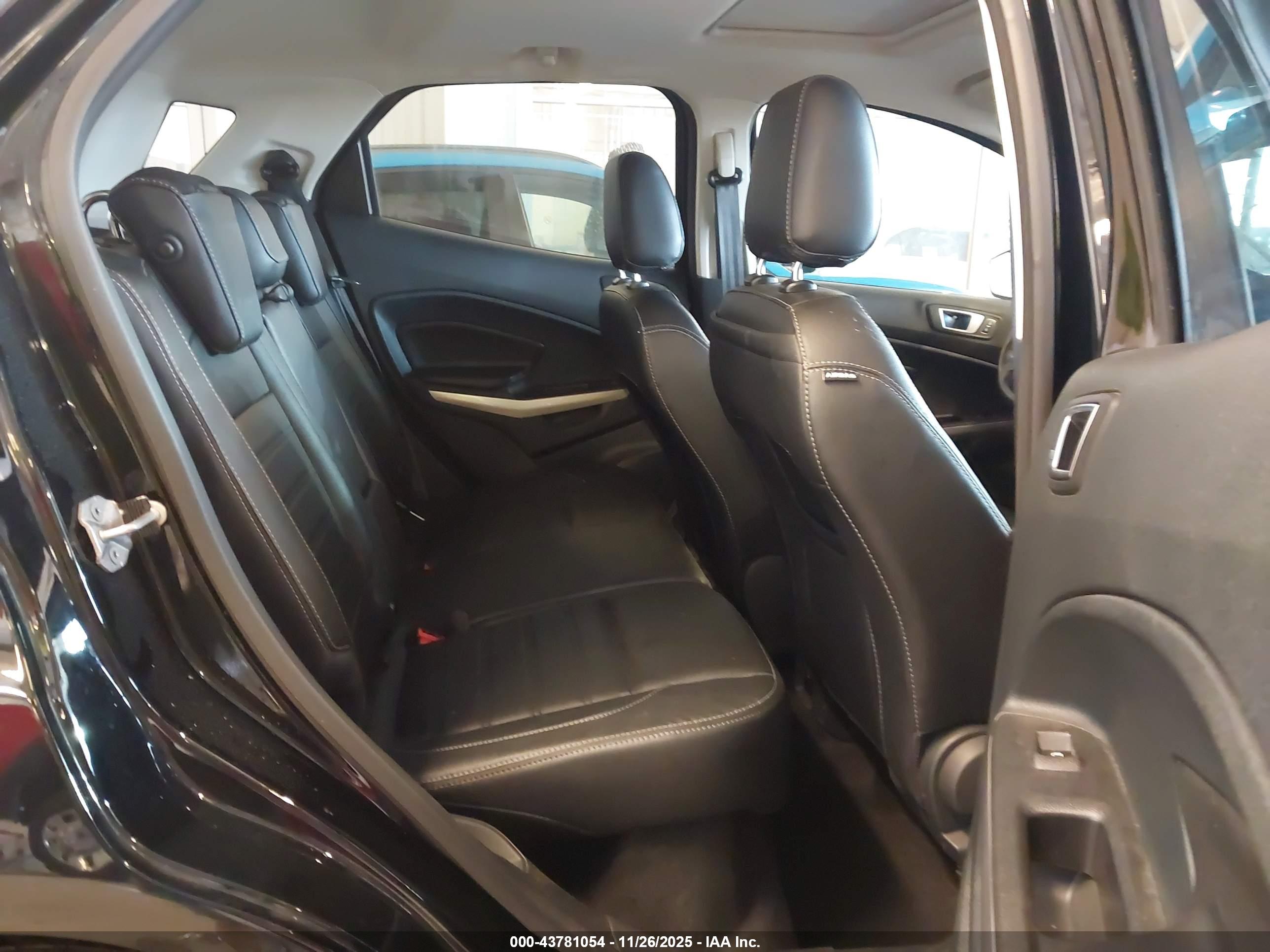 FORD ECOSPORT image 8