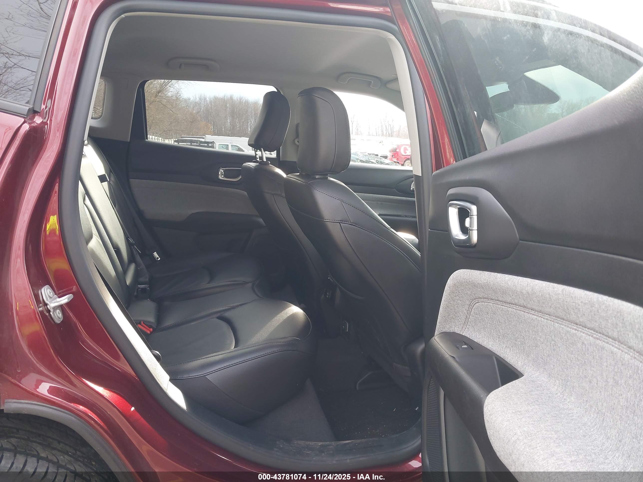 JEEP COMPASS image 8