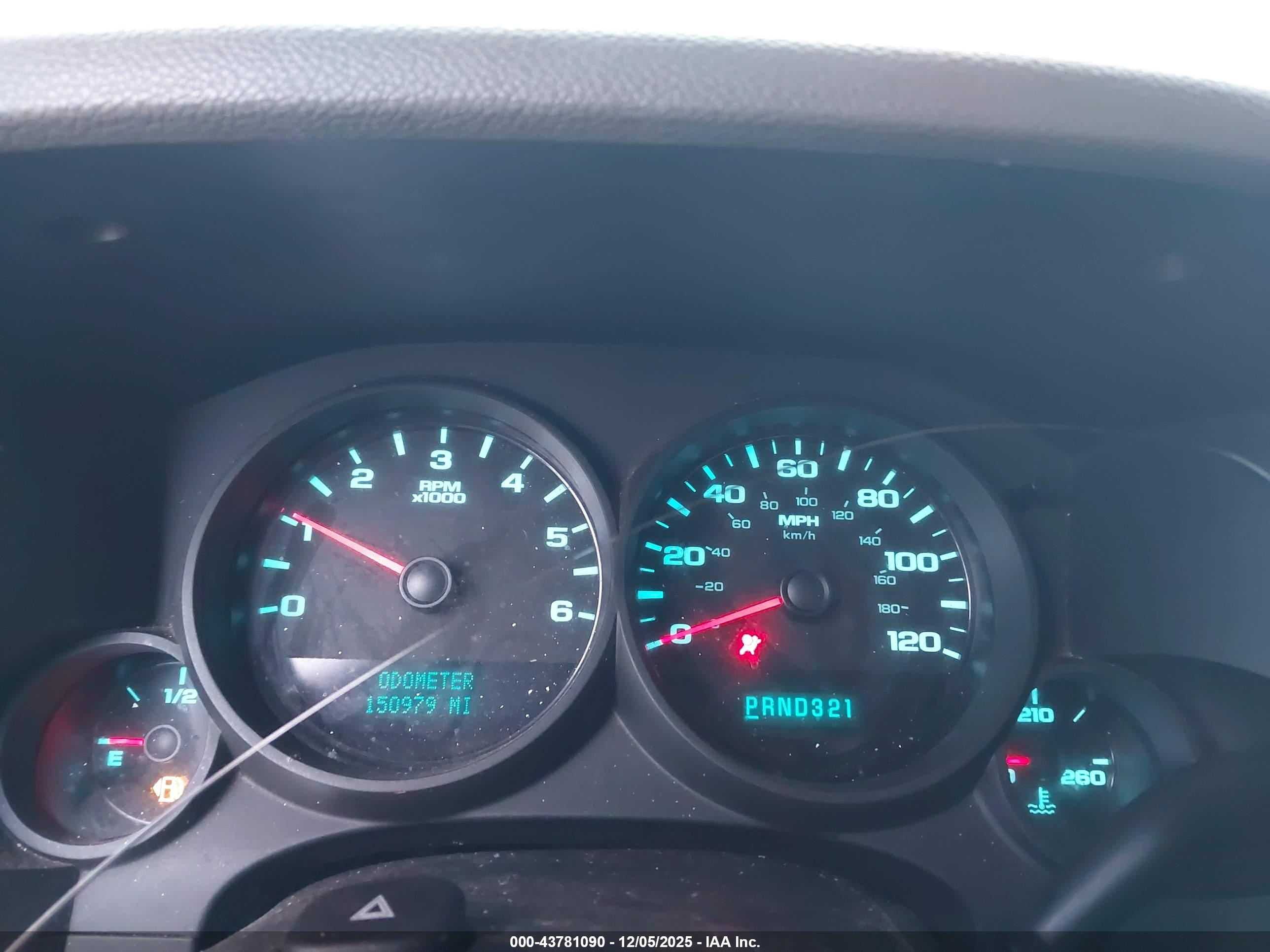 CHEVROLET SILVERADO image 7