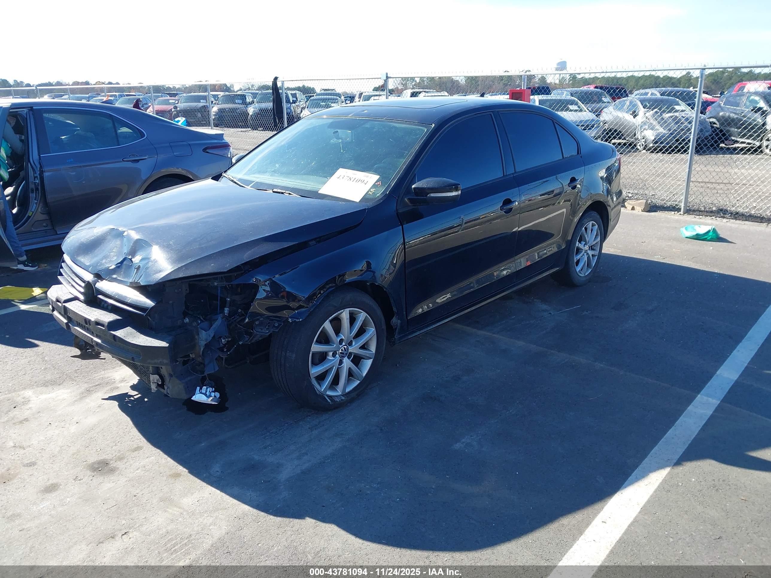VOLKSWAGEN JETTA image 2