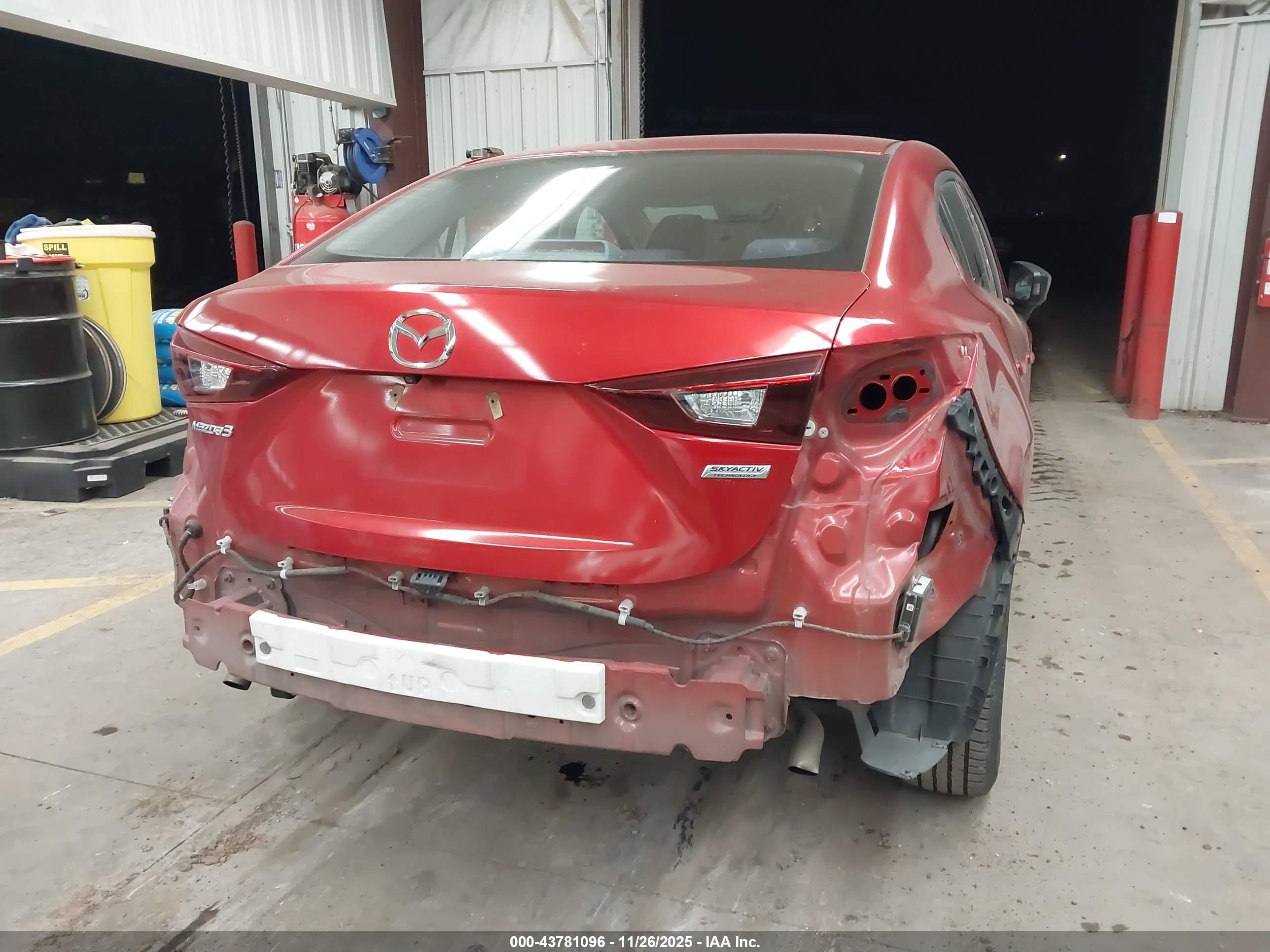 MAZDA MAZDA3 image 6
