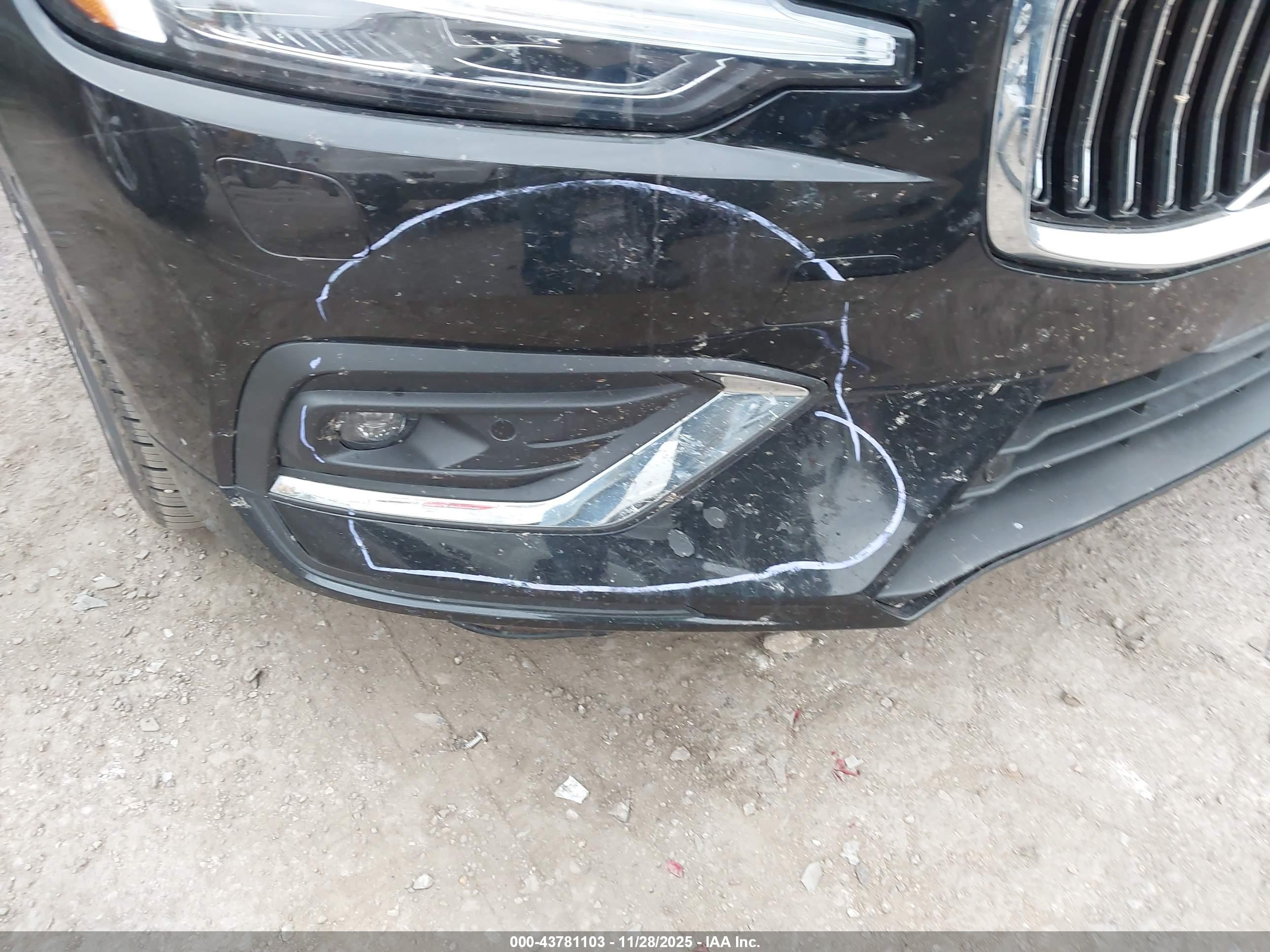 VOLVO S60 image 6