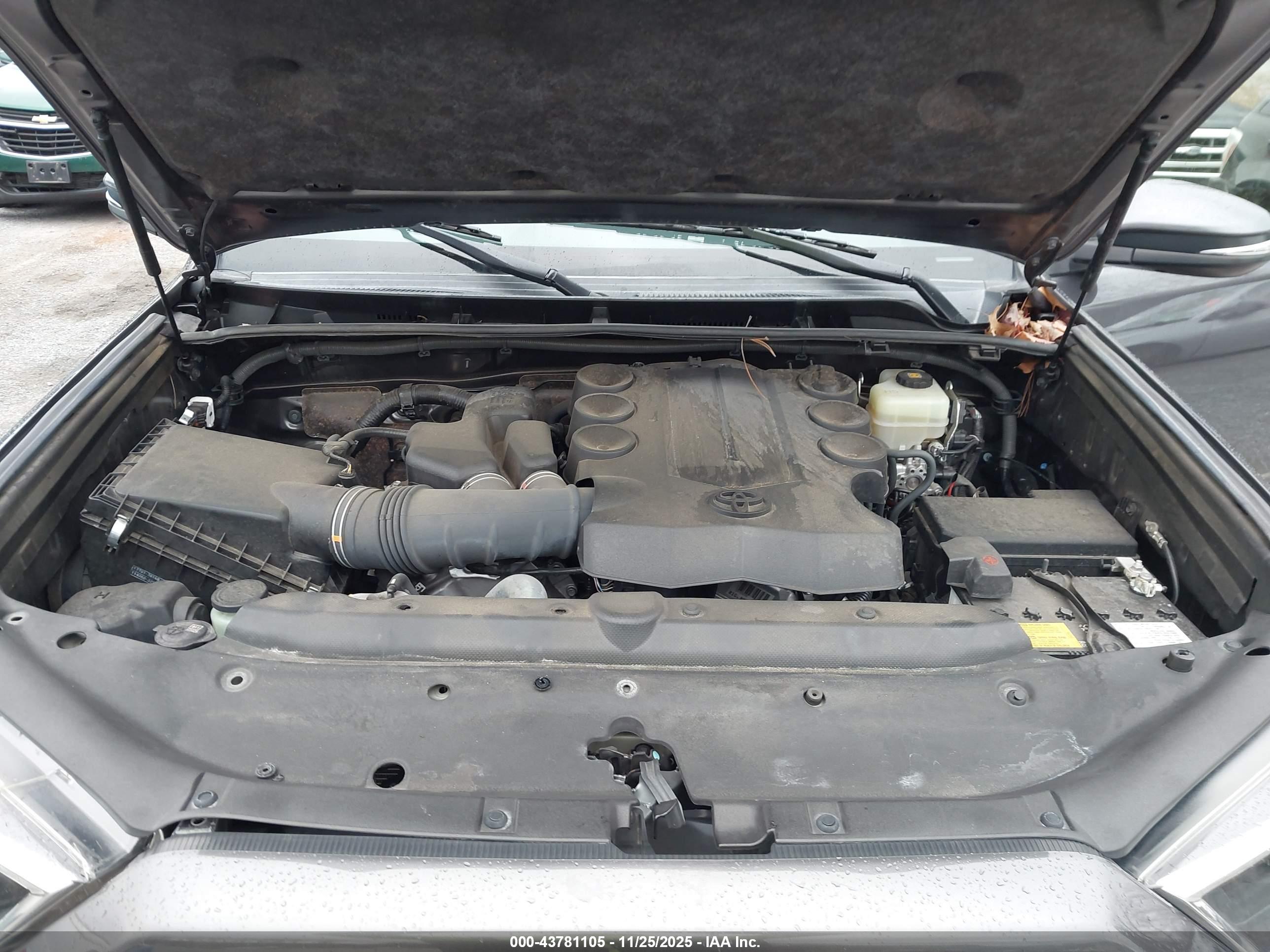 TOYOTA 4RUNNER image 10