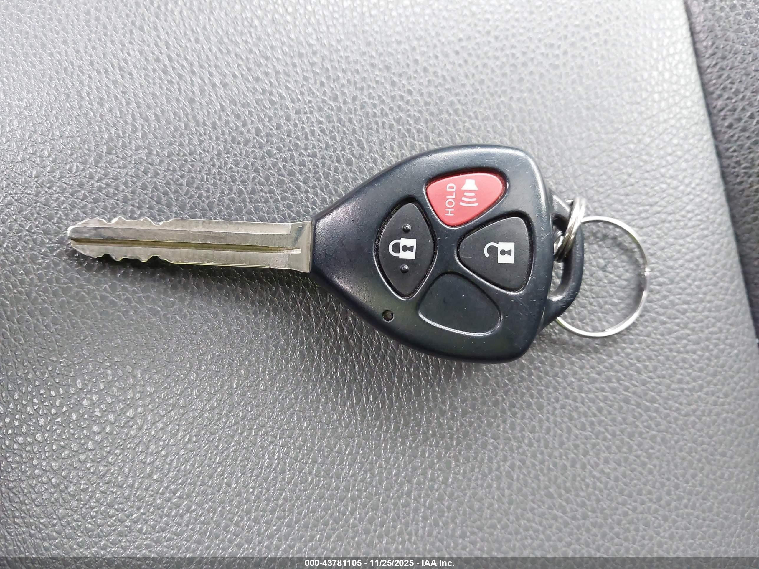 TOYOTA 4RUNNER image 11