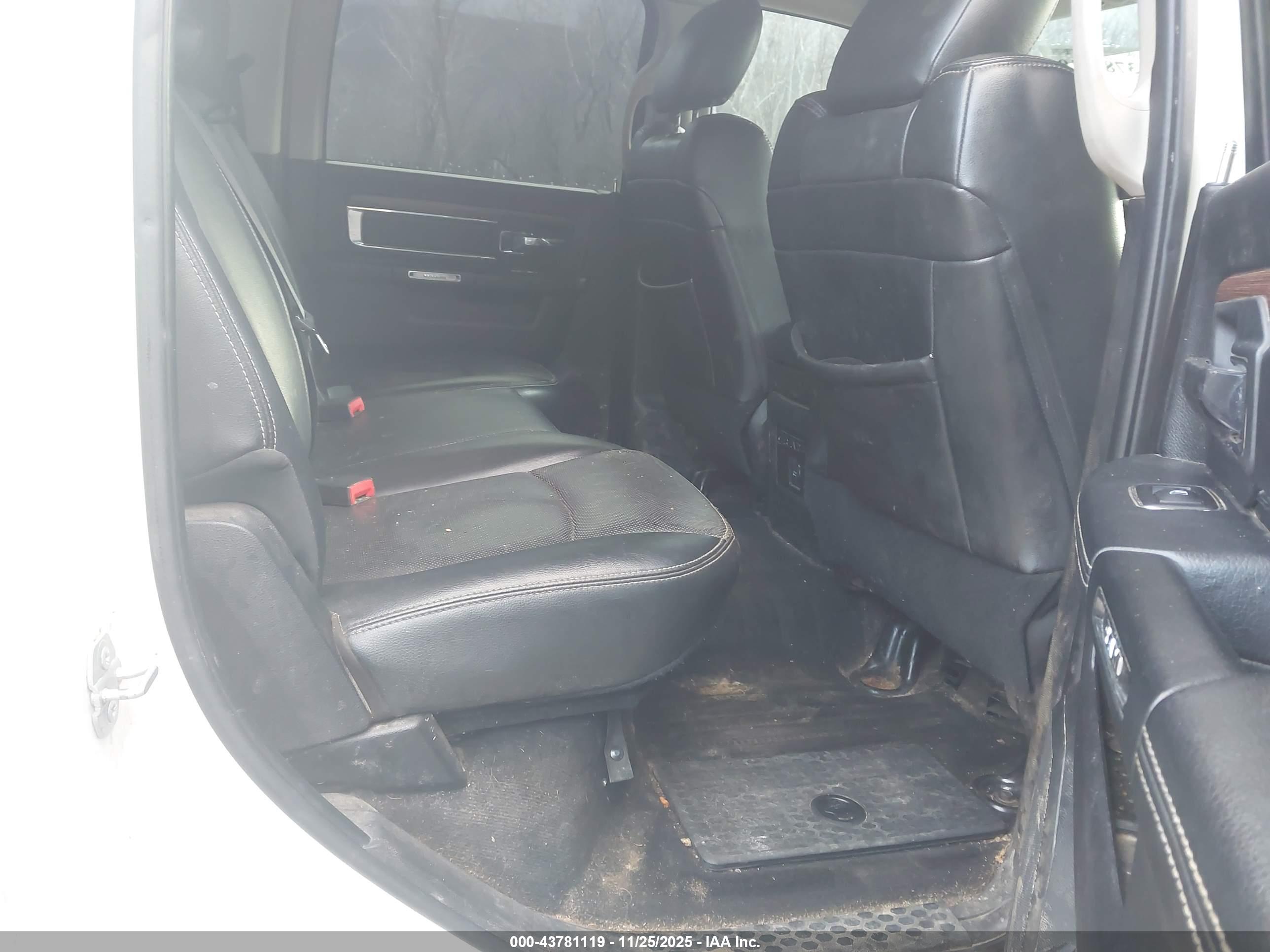RAM 1500 image 8