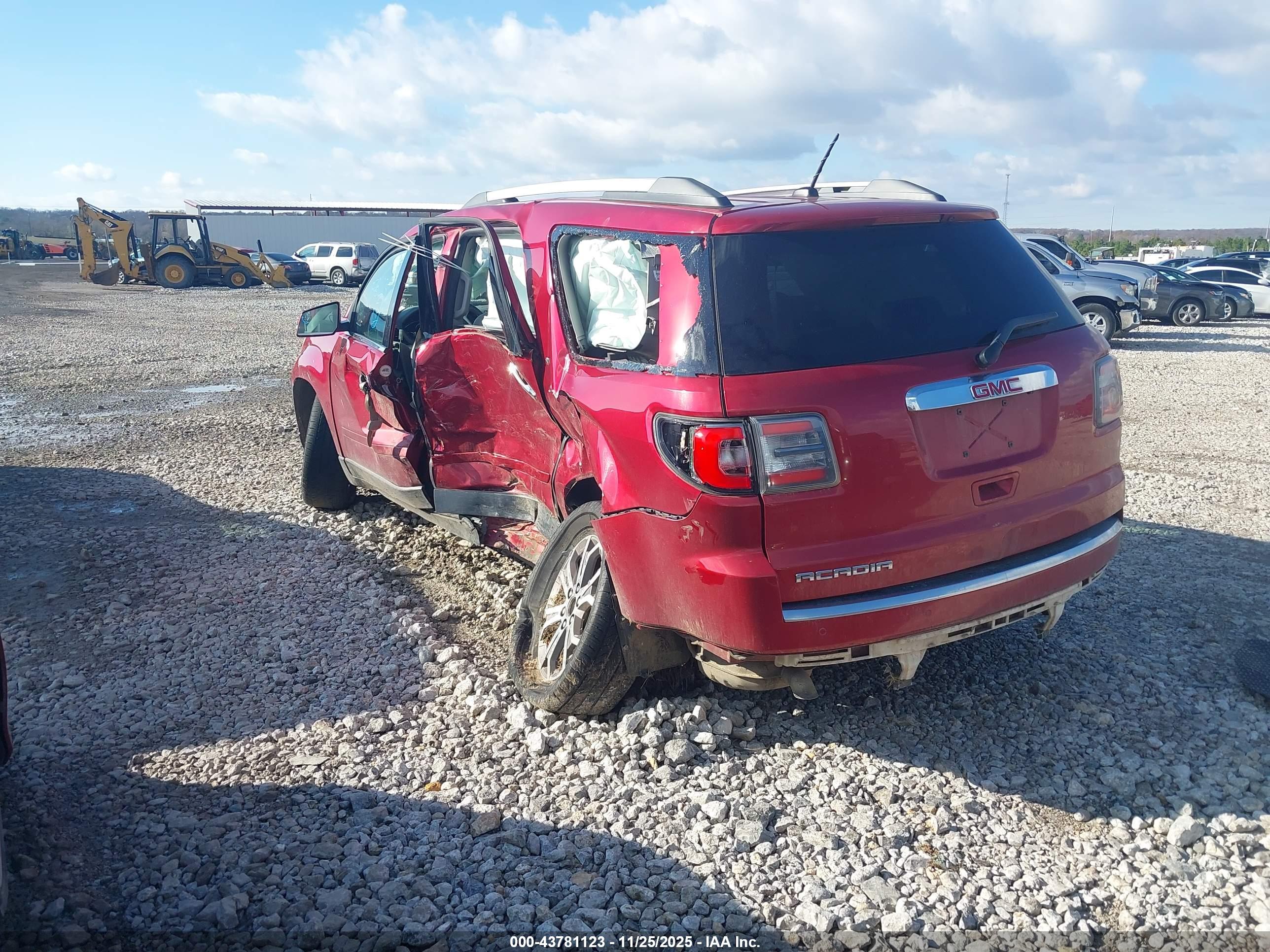 GMC ACADIA image 3
