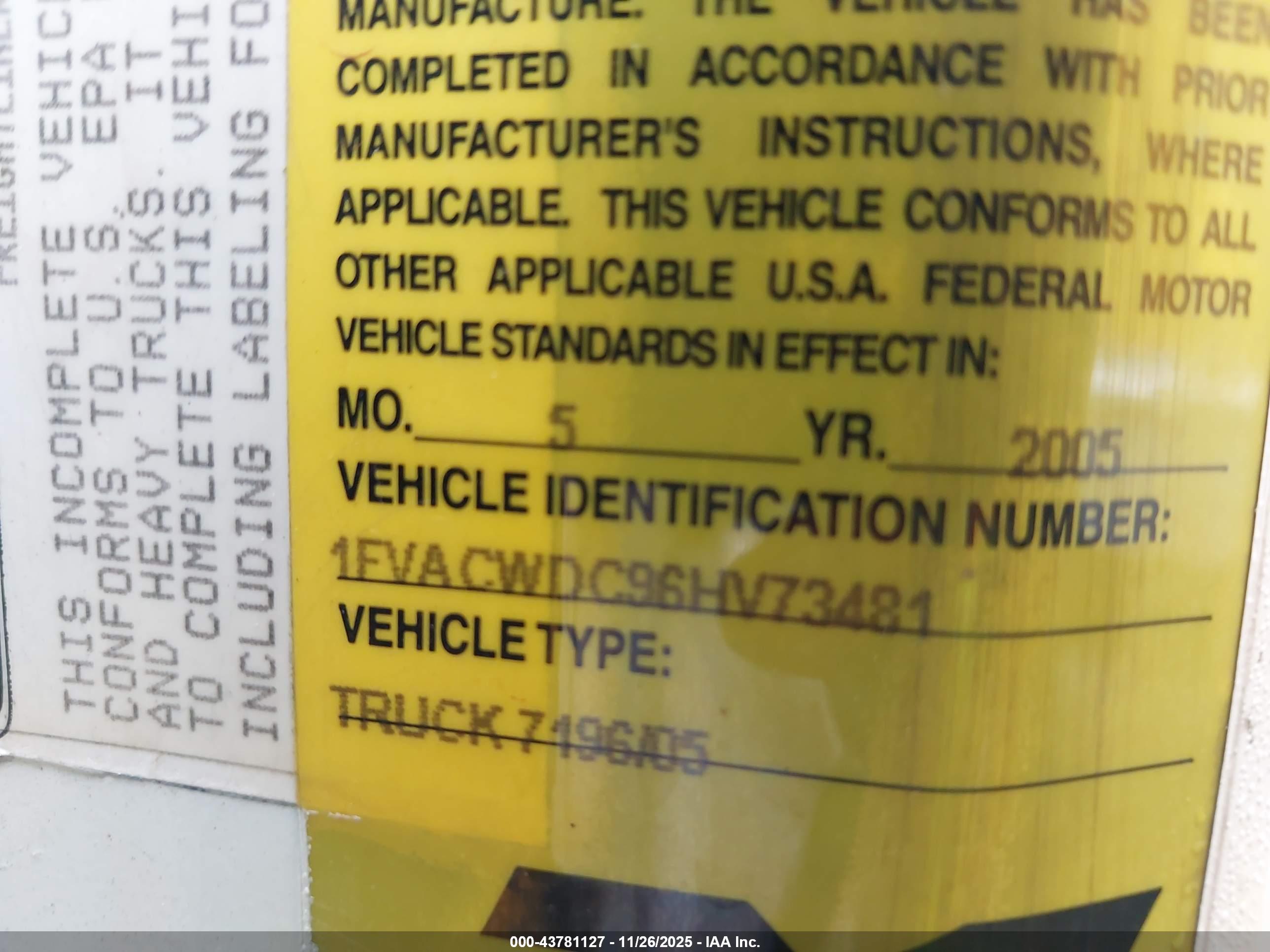 FREIGHTLINER M2 image 9