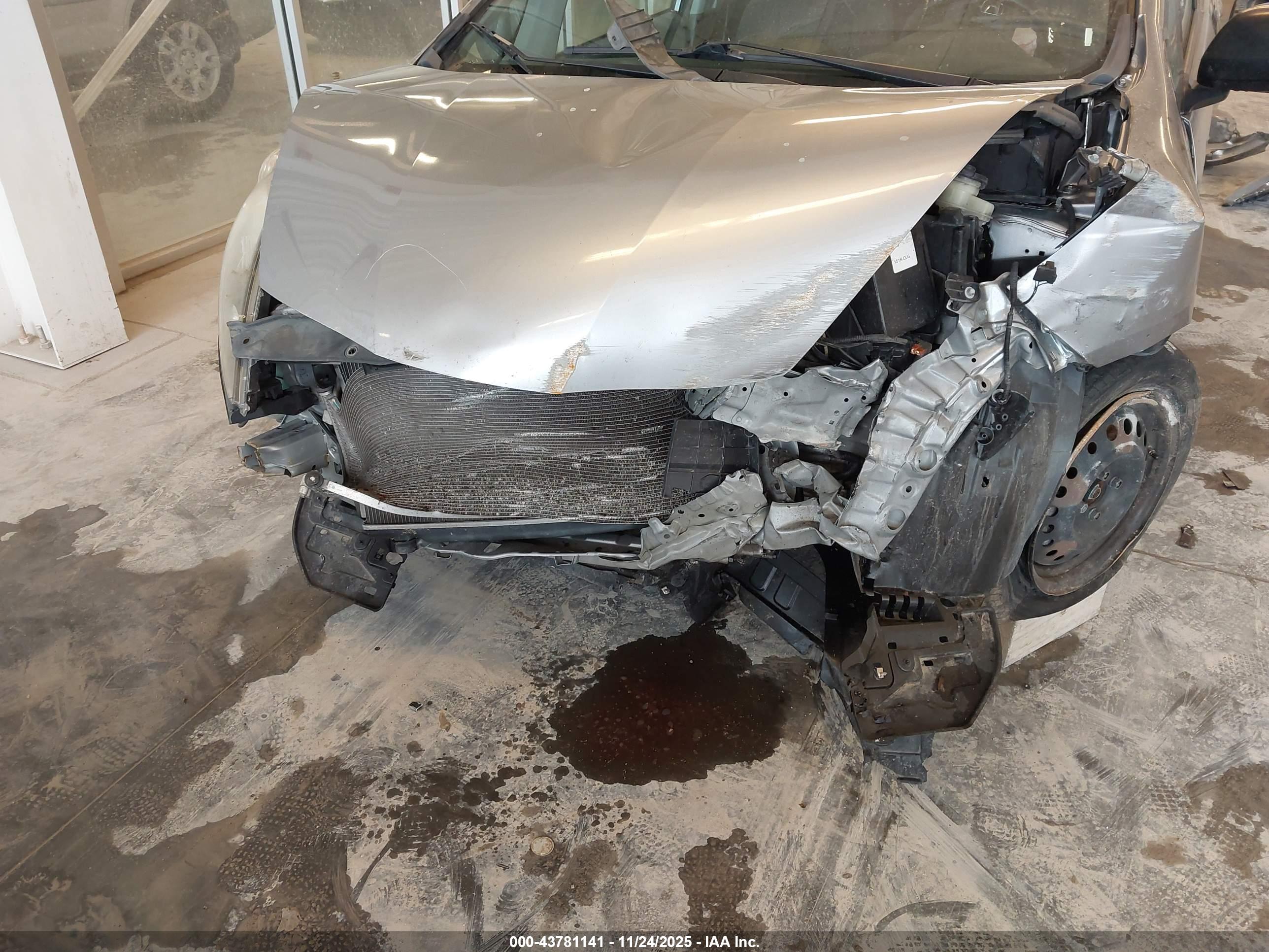 HONDA FIT image 6
