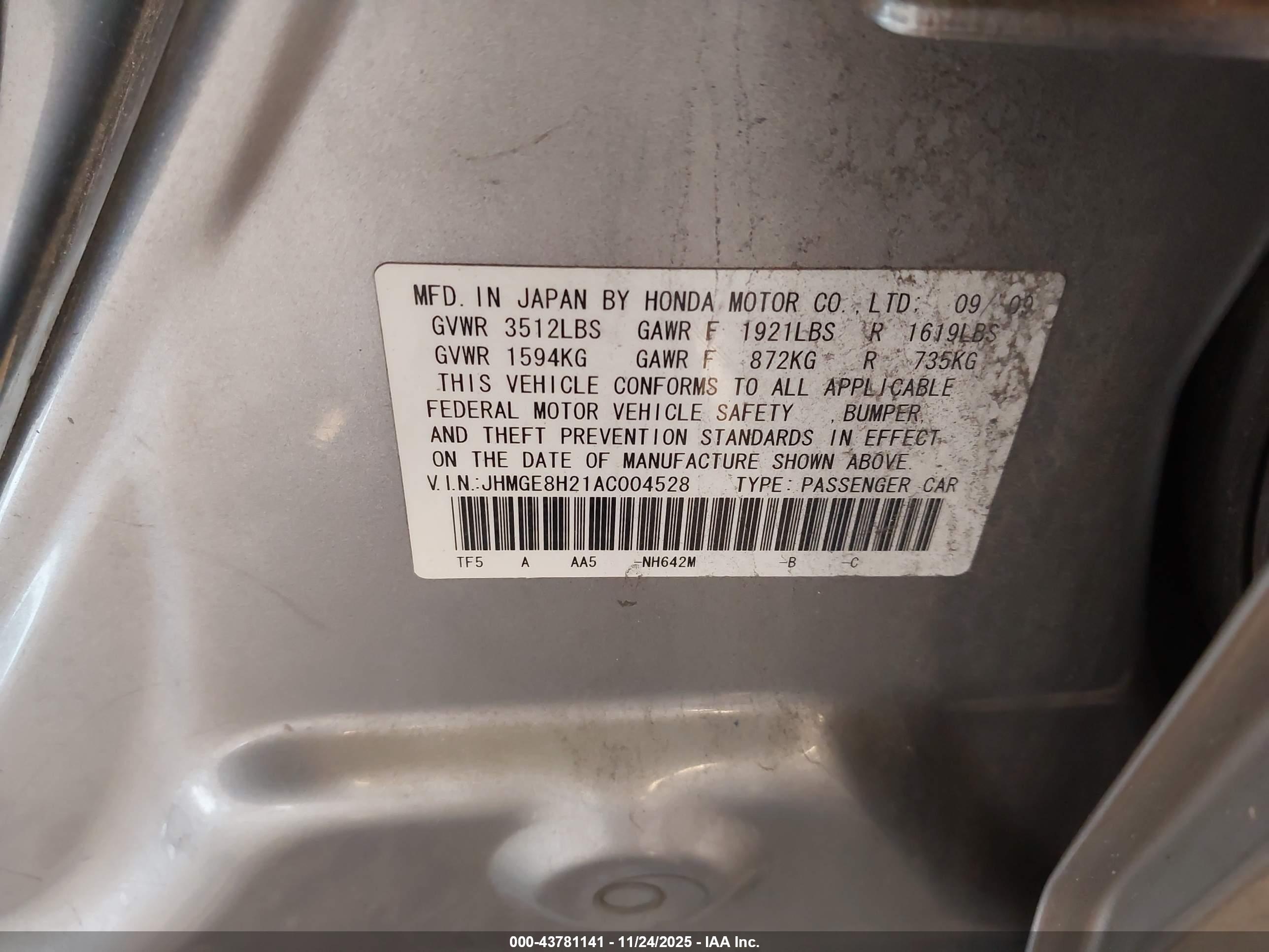 HONDA FIT image 9