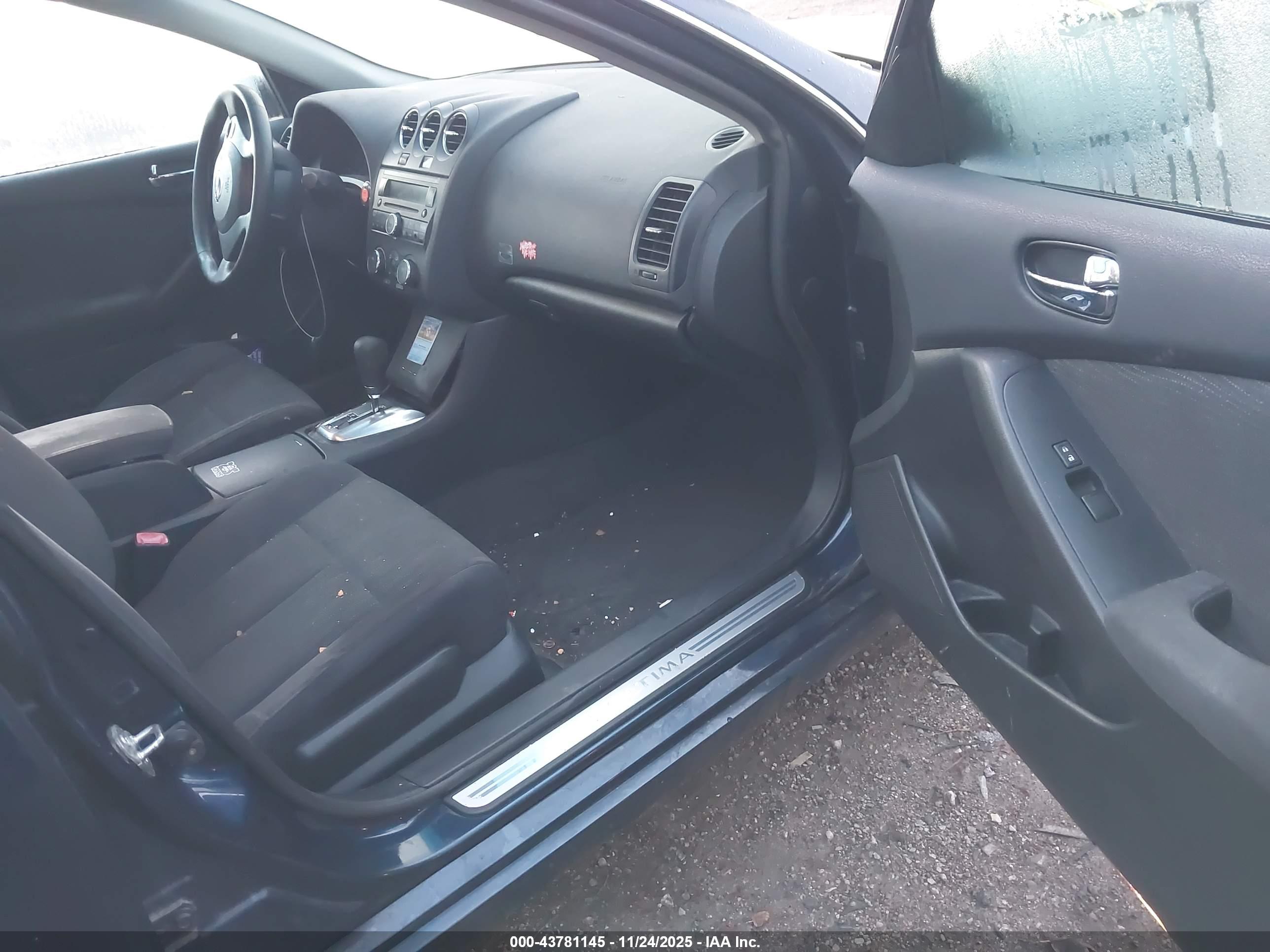 NISSAN ALTIMA image 5