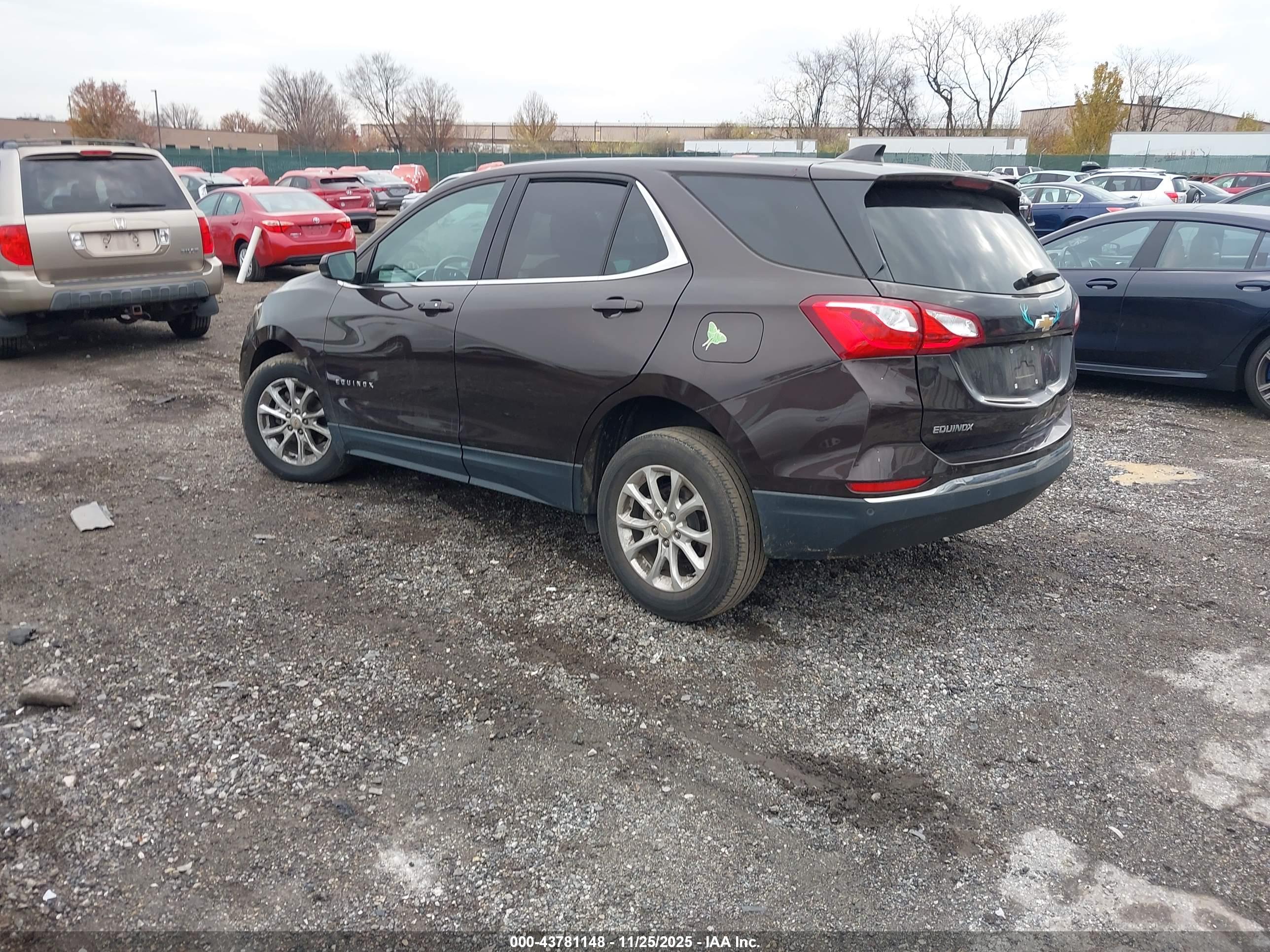CHEVROLET EQUINOX image 3