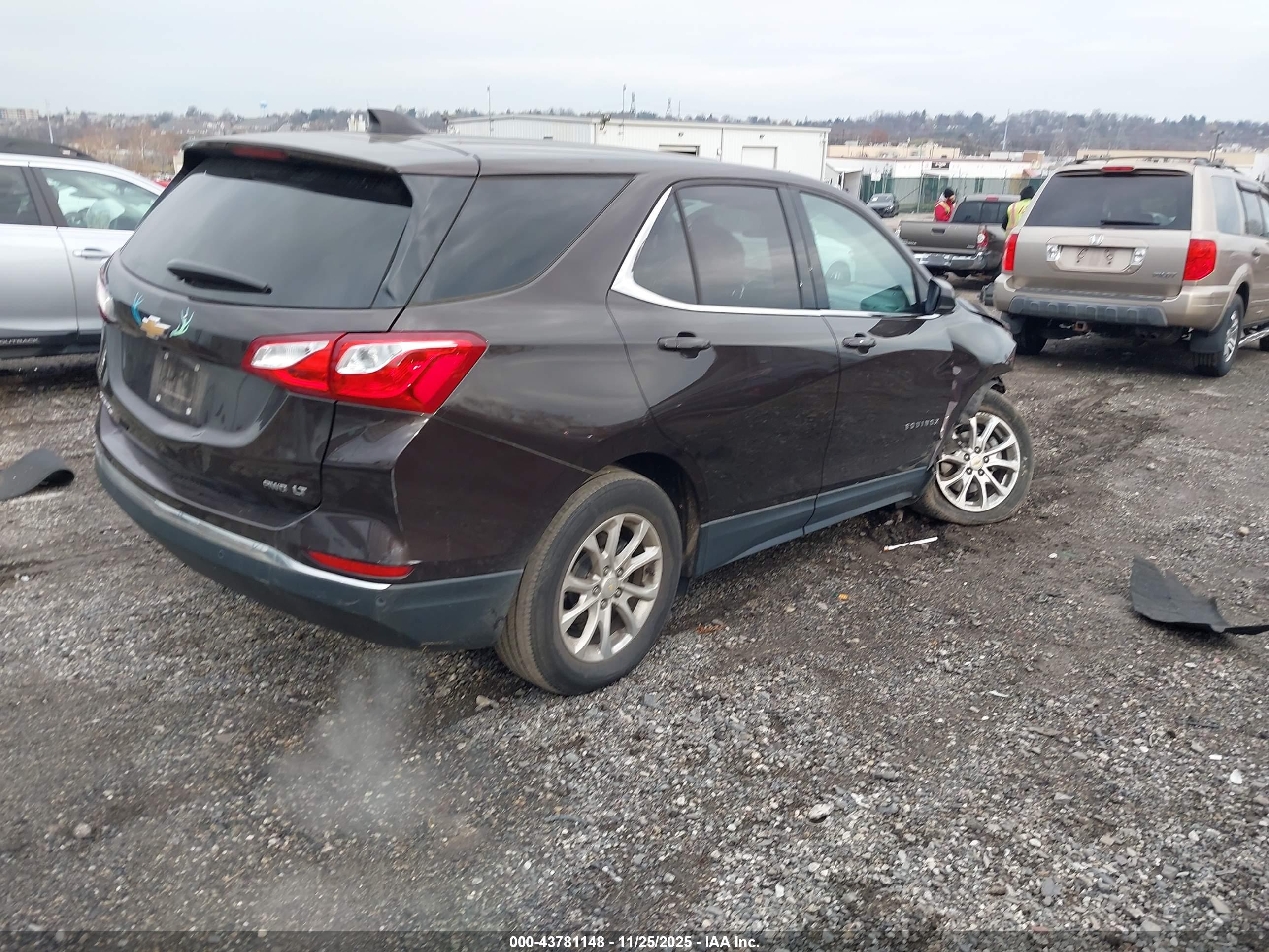 CHEVROLET EQUINOX image 4