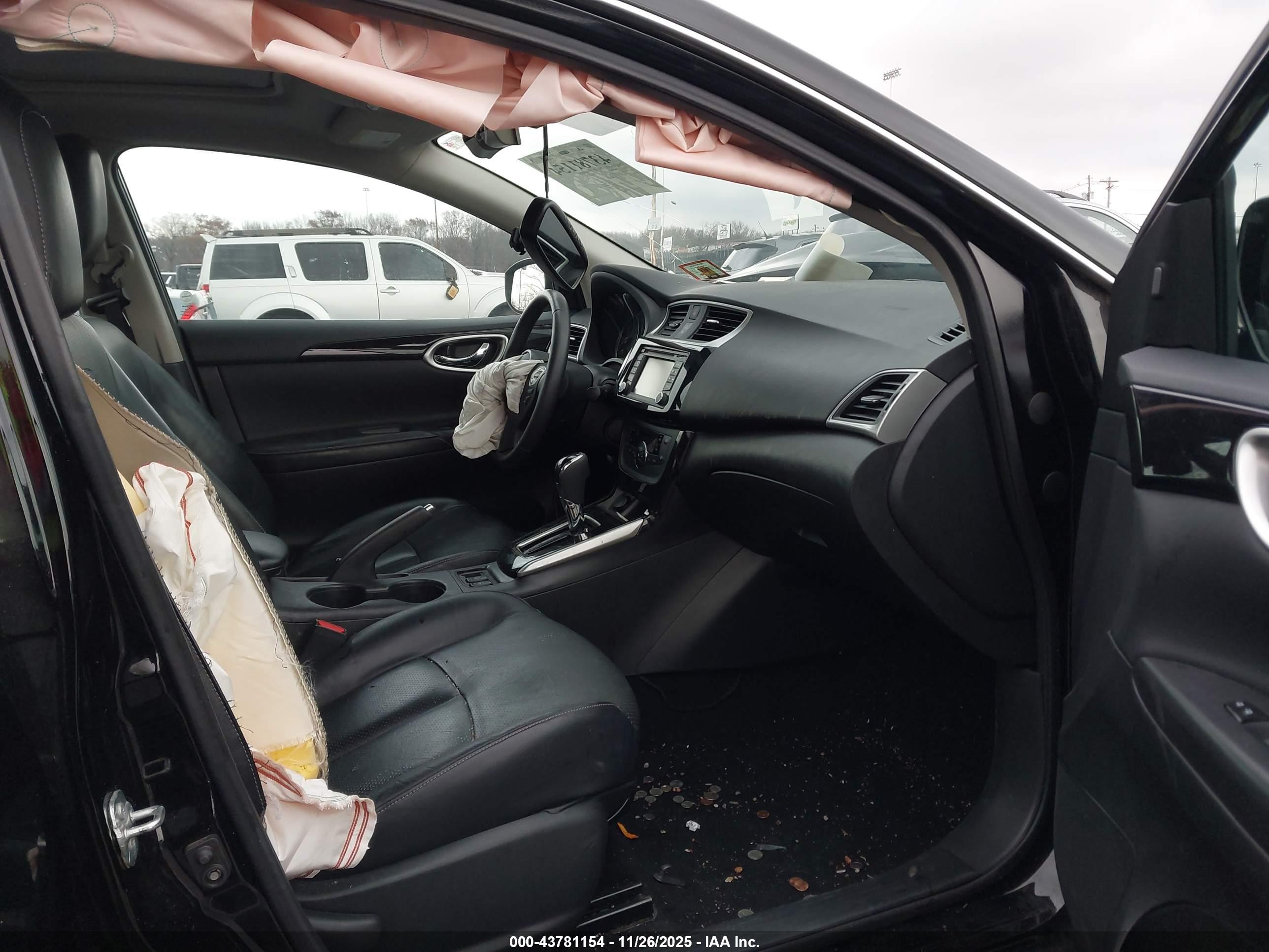 NISSAN SENTRA image 5